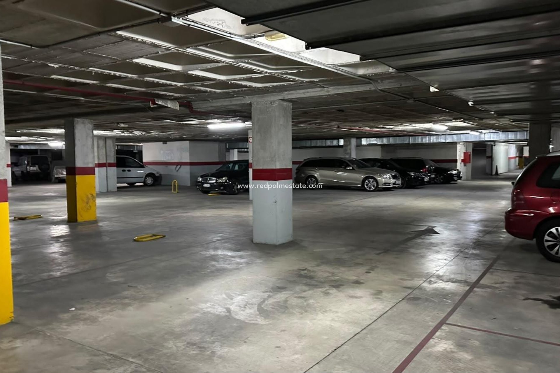Reventa - Aparcamiento -
Torrevieja - Centro Torrevieja