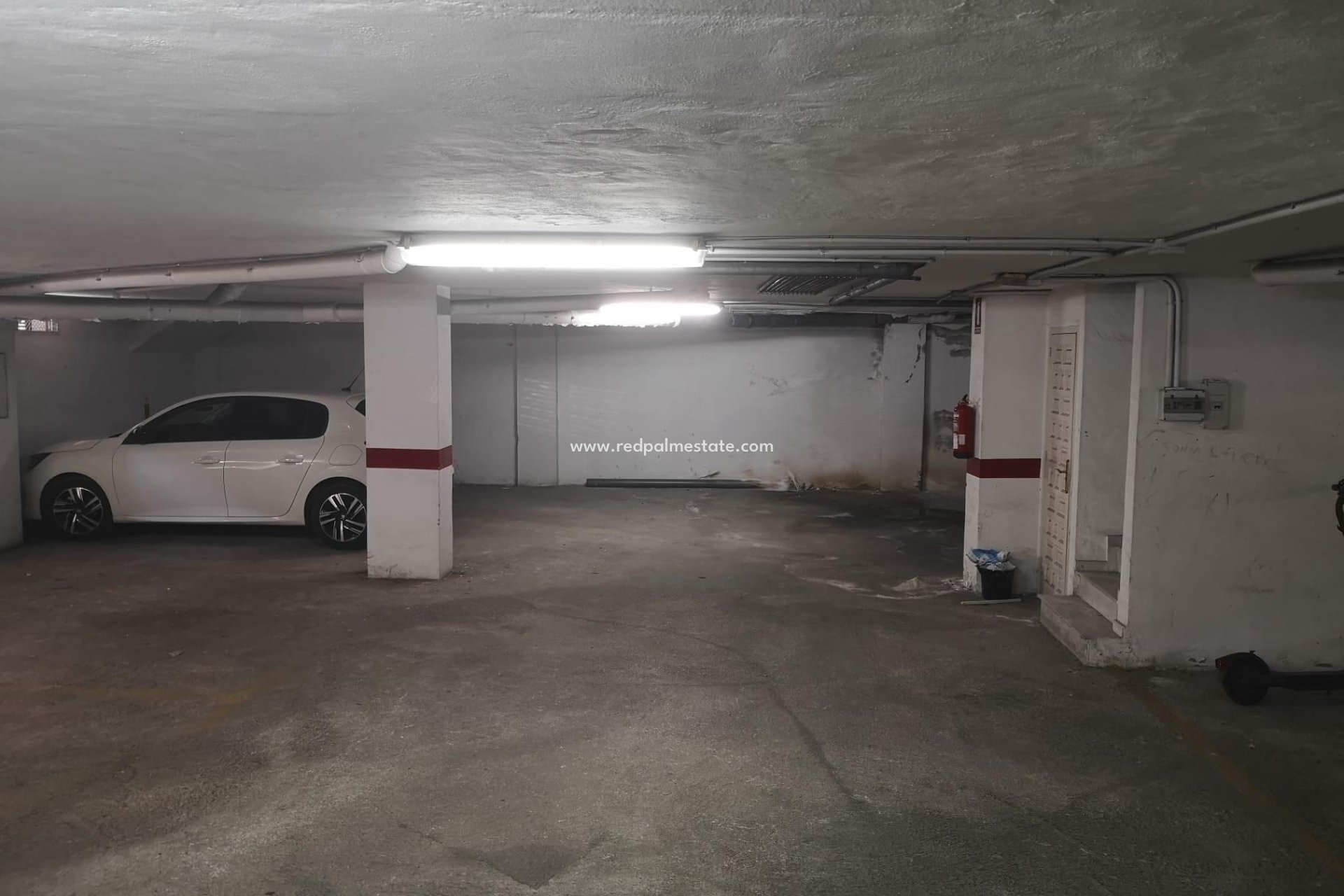 Reventa - Aparcamiento -
Torrevieja - Centro Torrevieja