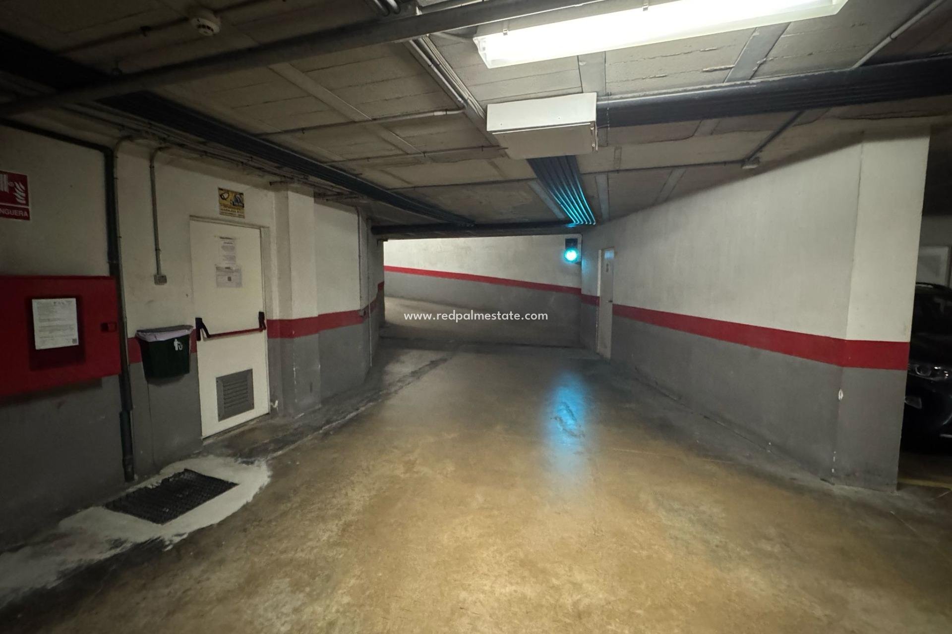 Reventa - Aparcamiento -
Torrevieja - Centro