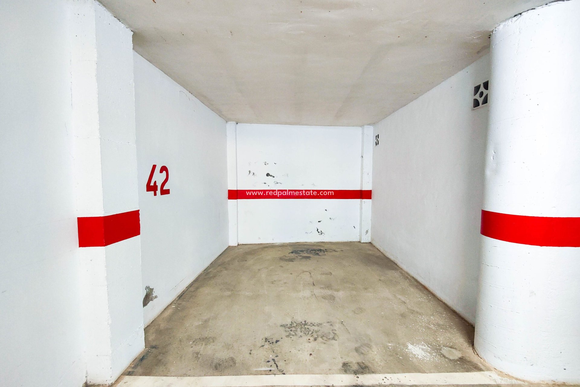 Reventa - Aparcamiento -
Torrevieja