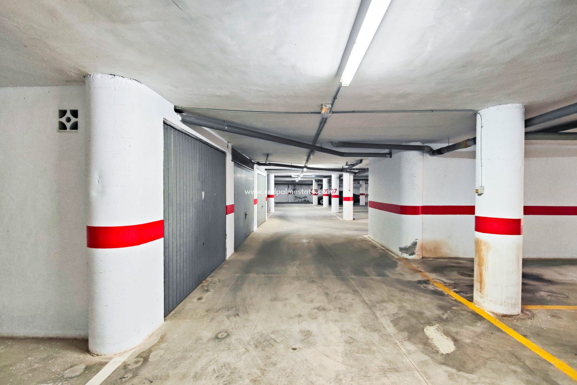 Reventa - Aparcamiento -
Torrevieja