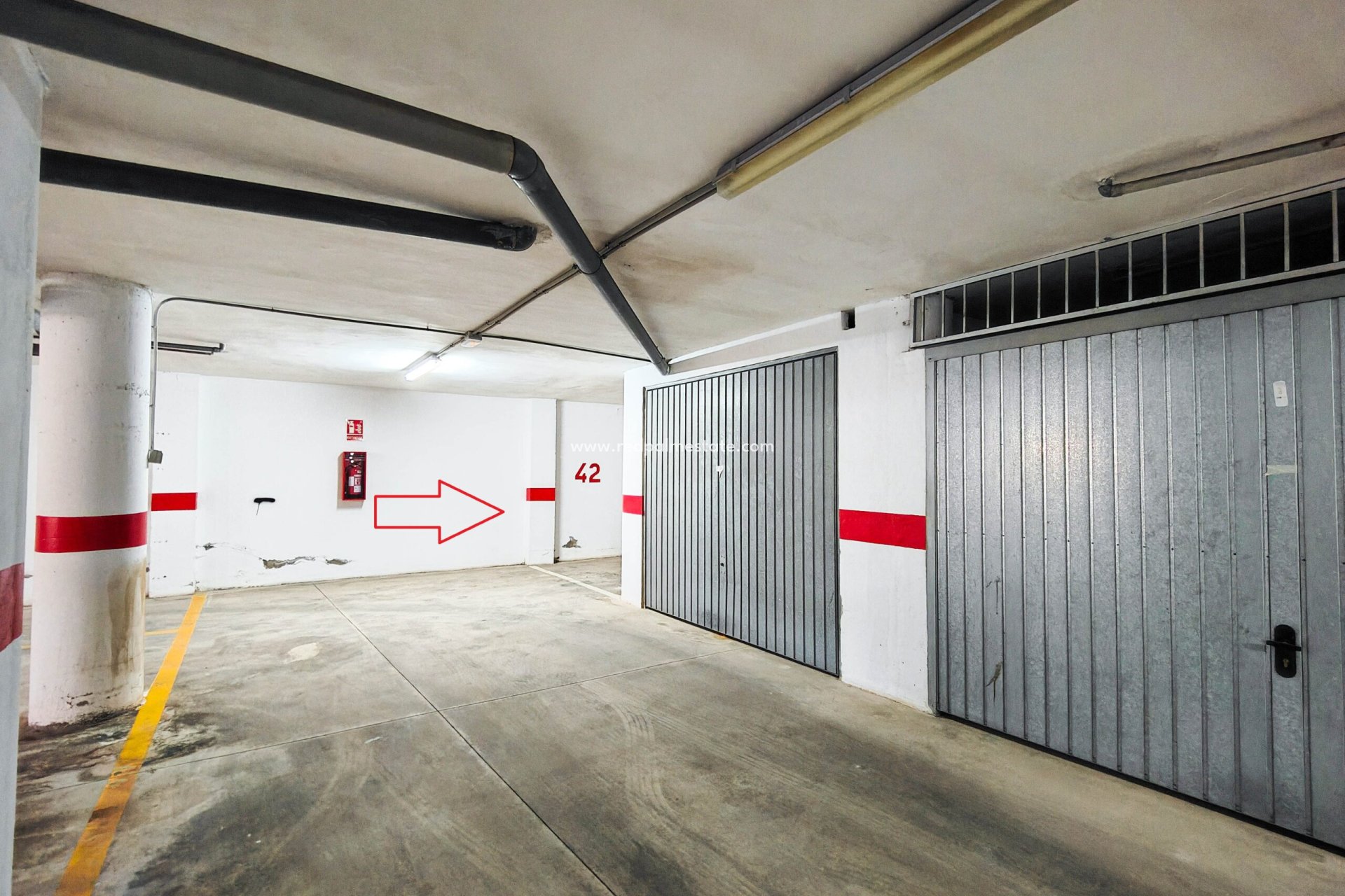 Reventa - Aparcamiento -
Torrevieja