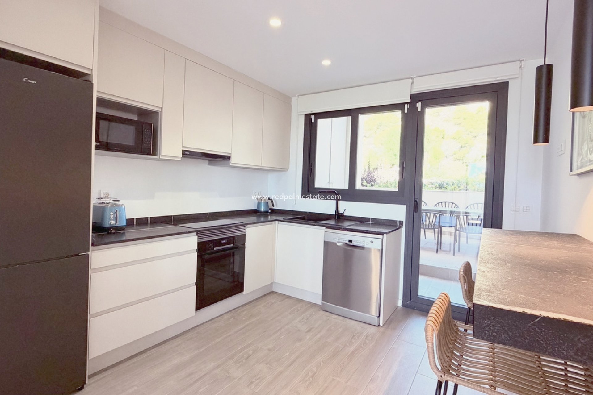 Reventa - Apartamento -
Albufereta - Costa Blanca