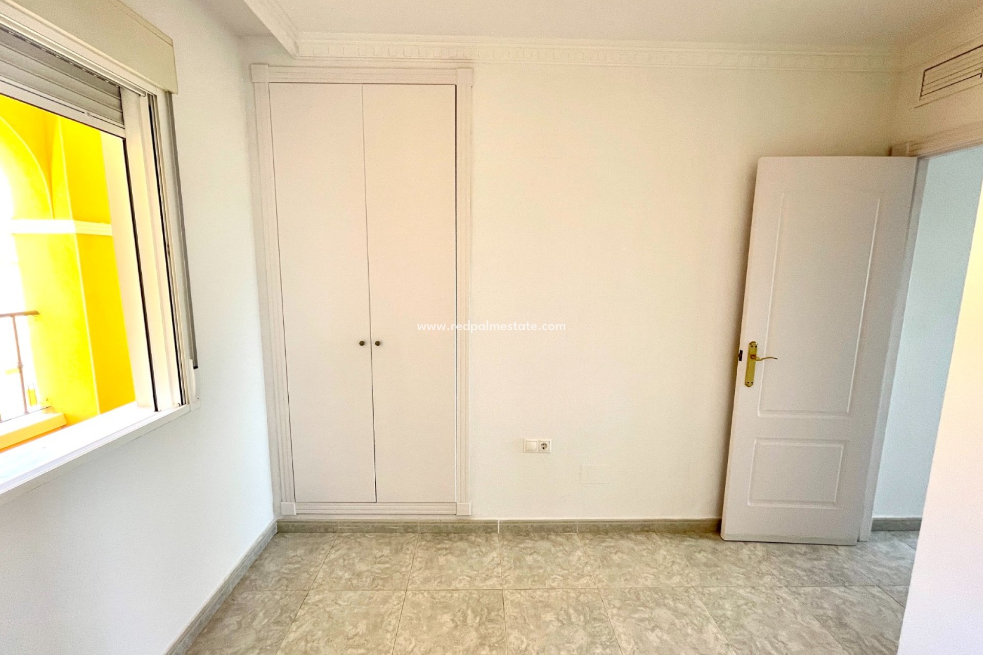 Reventa - Apartamento -
Algorfa - Inland