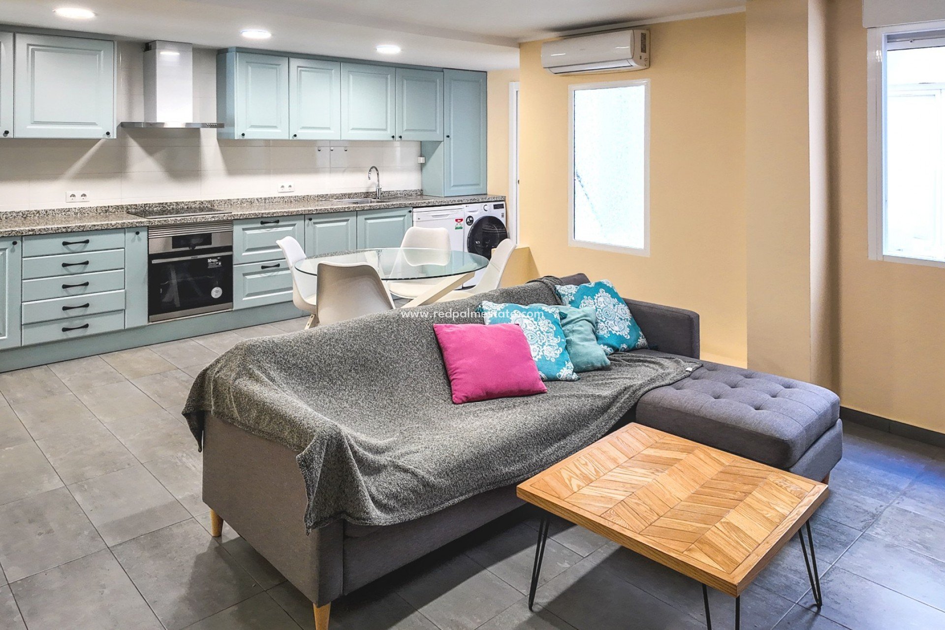 Reventa - Apartamento -
Alicante