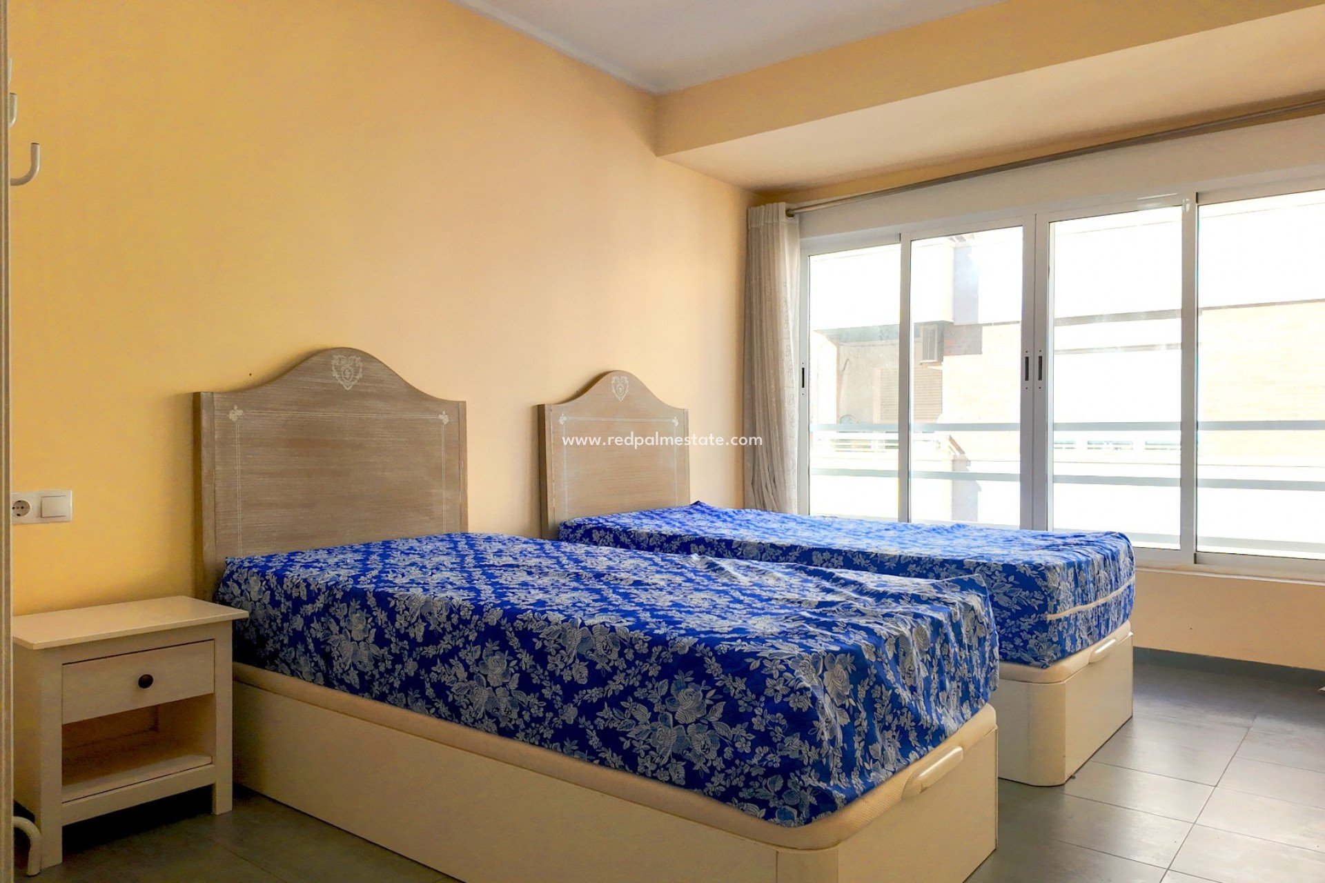 Reventa - Apartamento -
Alicante