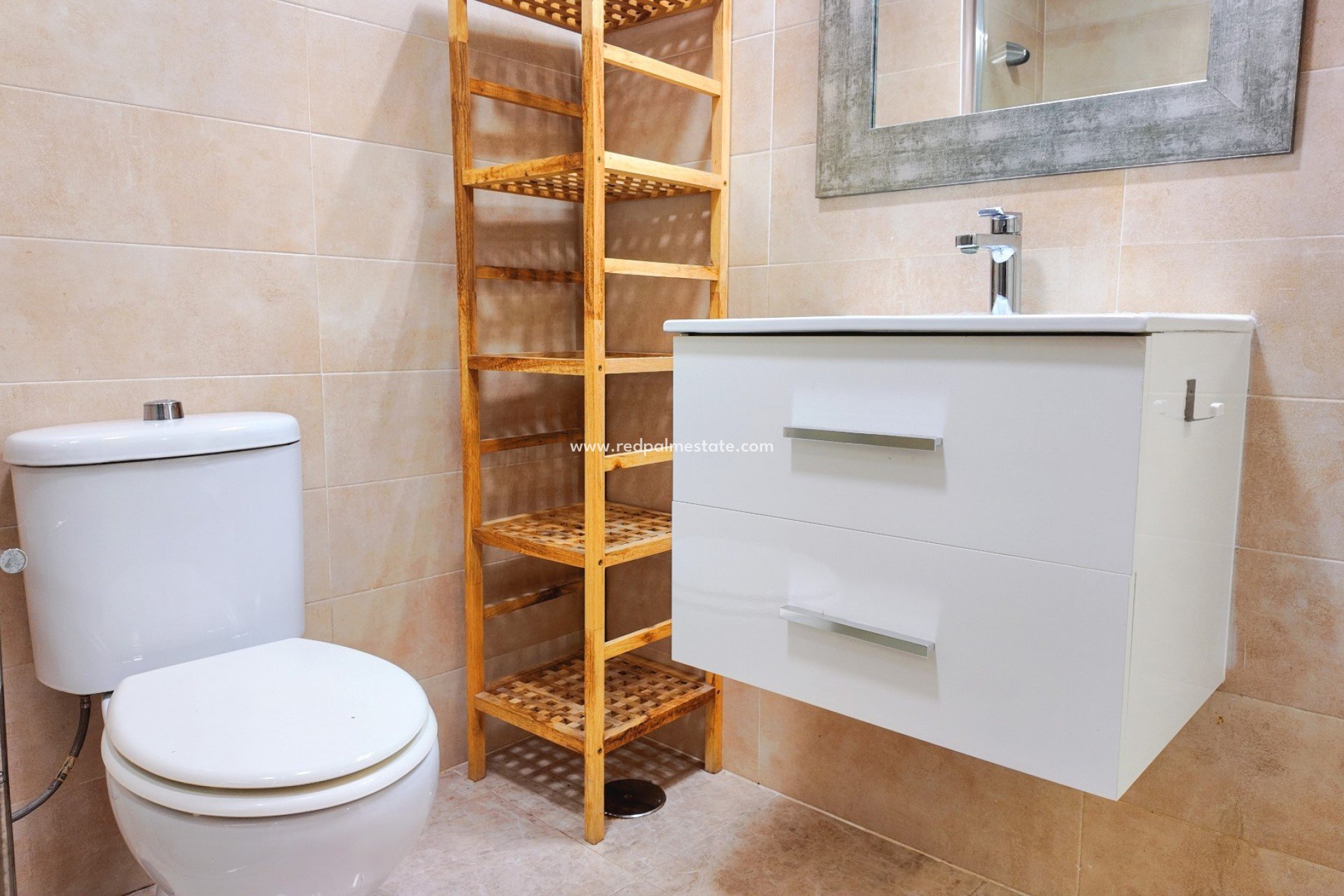 Reventa - Apartamento -
Alicante