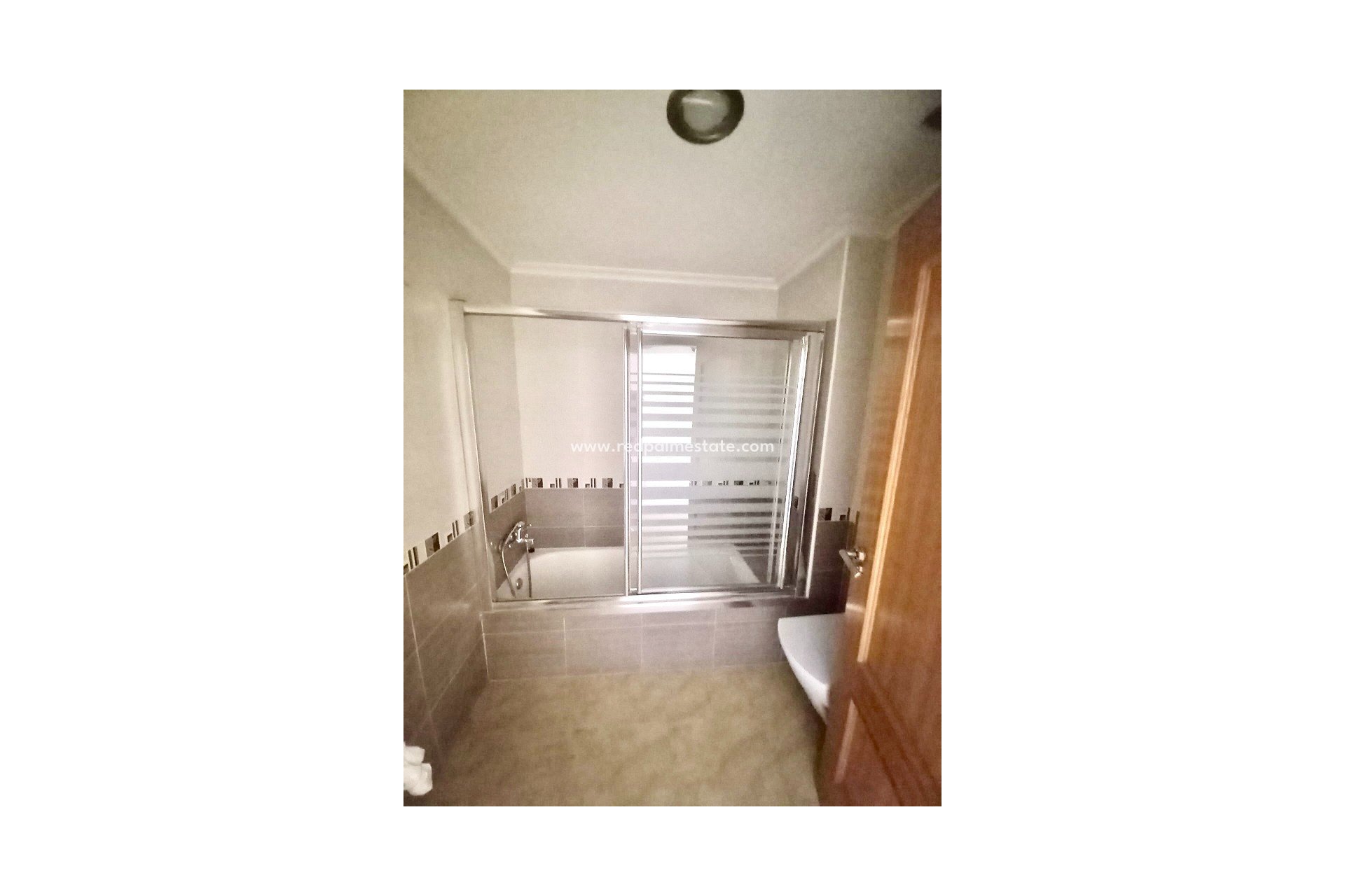 Reventa - Apartamento -
Almoradí - Inland