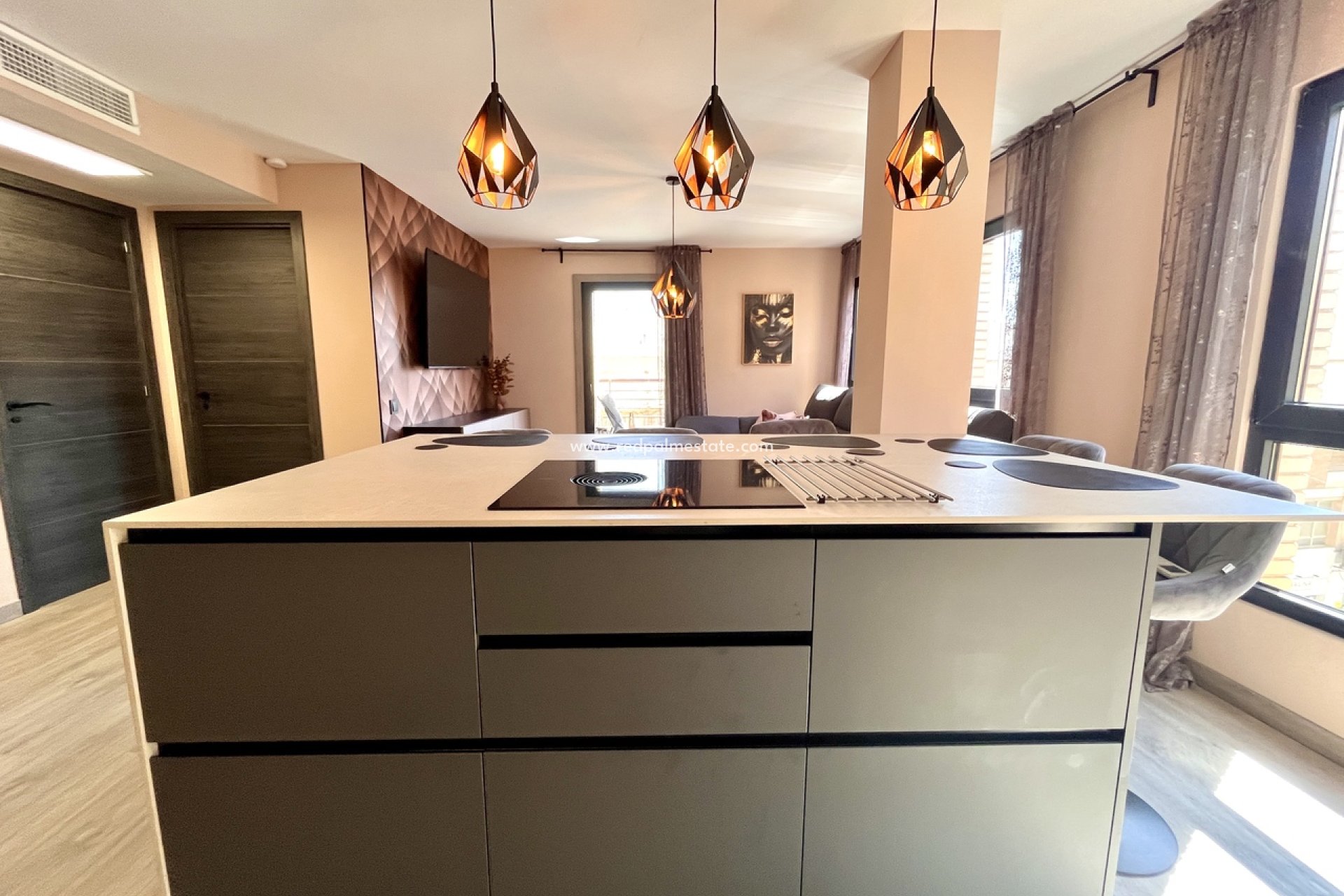 Reventa - Apartamento -
Almoradí - Inland