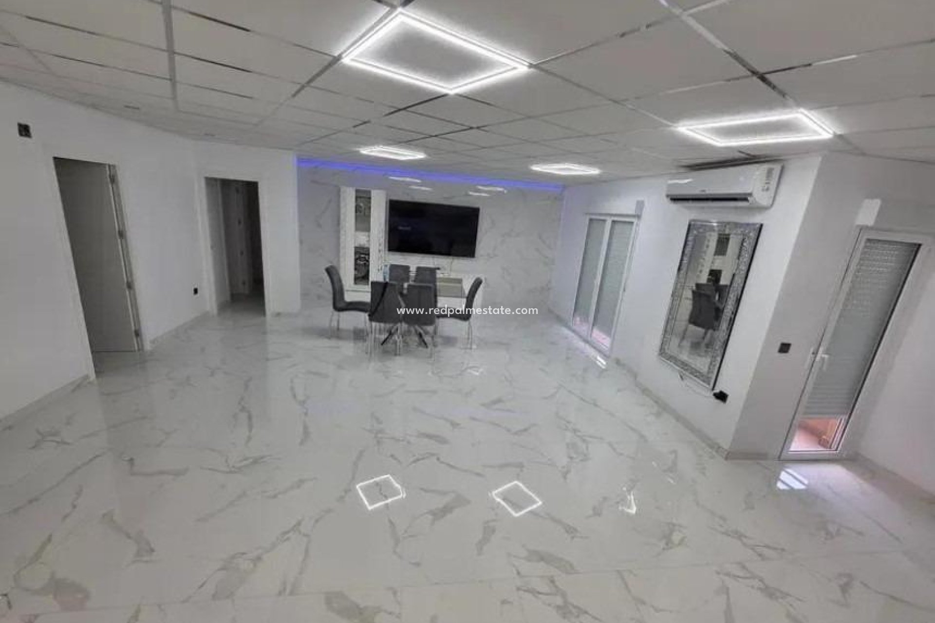 Reventa - Apartamento -
Almoradí