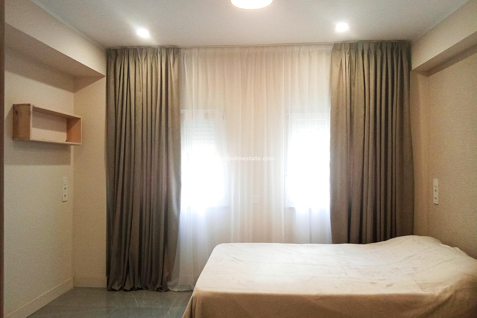 Reventa - Apartamento Ático -
Alicante - Altozano