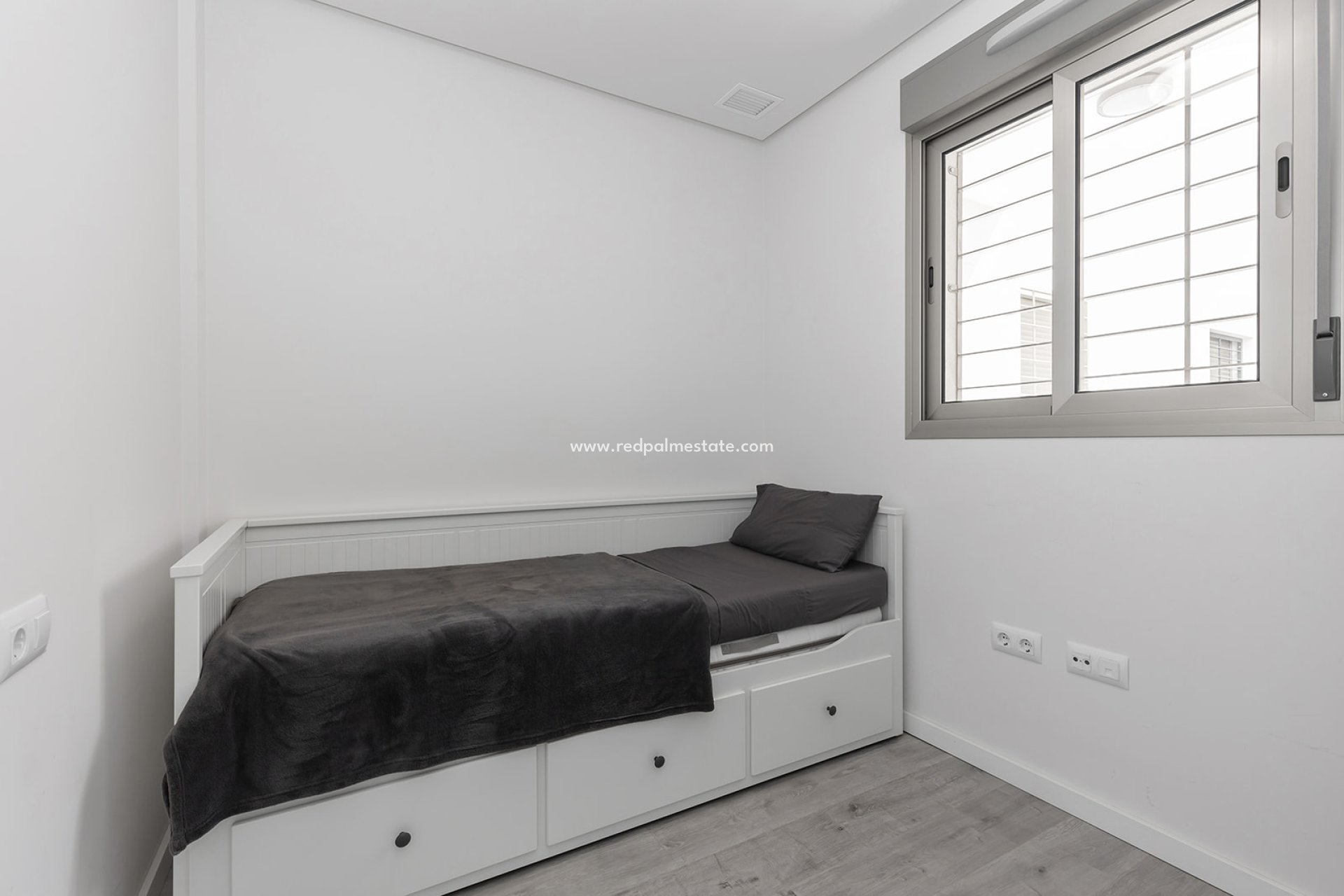 Reventa - Apartamento Ático -
Orihuela Costa - Villamartín