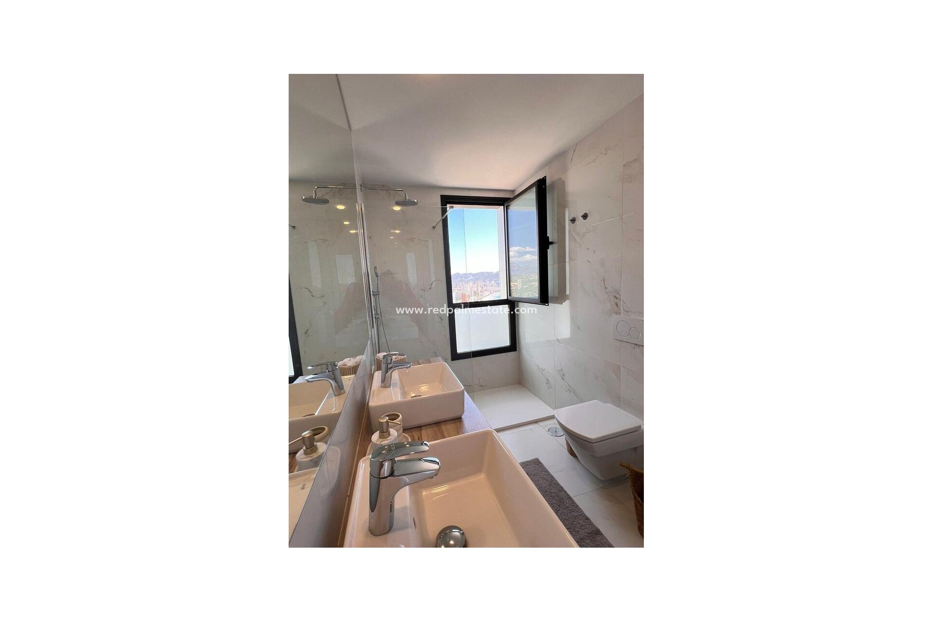 Reventa - Apartamento -
Benidorm - Playa de Poniente