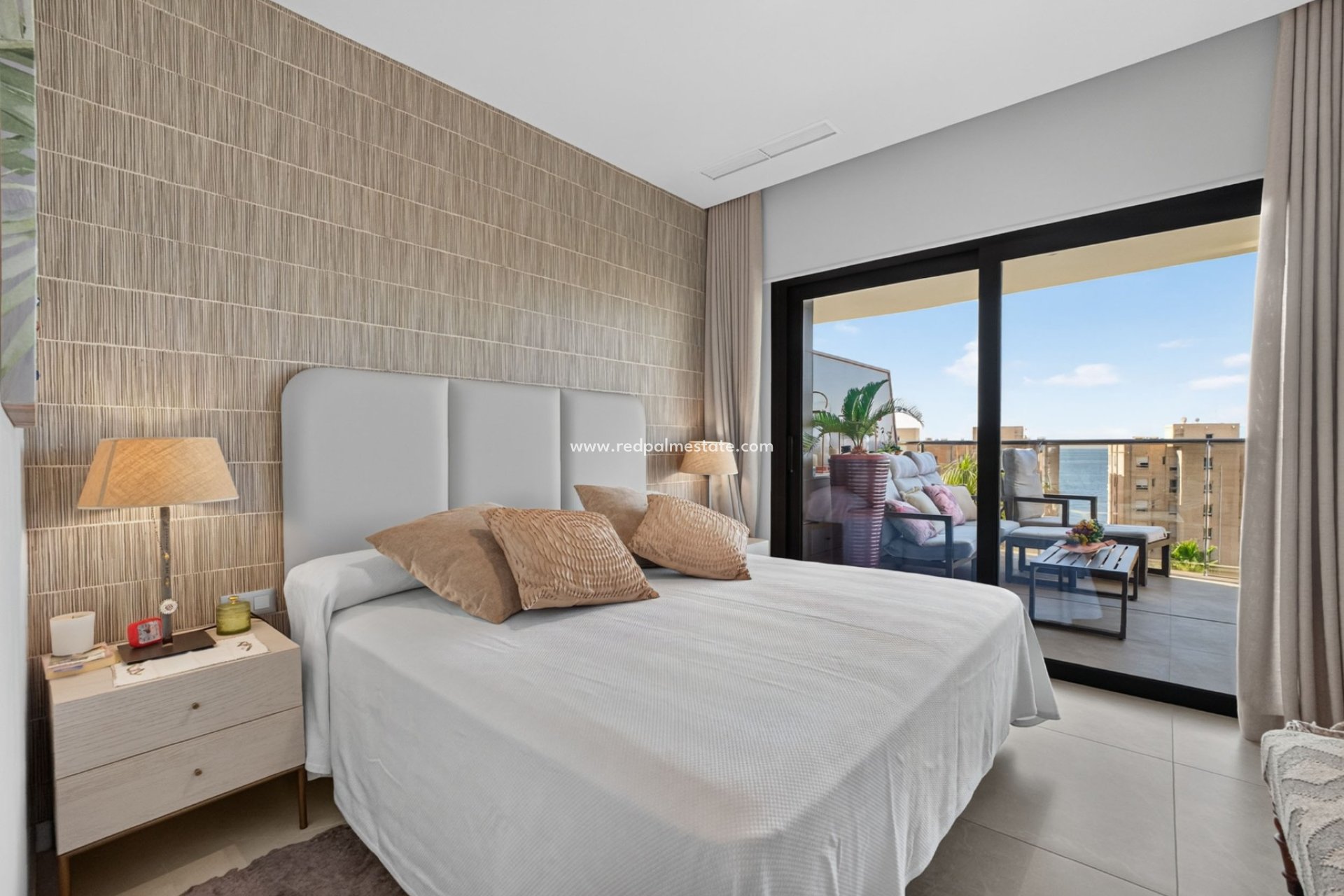 Reventa - Apartamento -
Benidorm - Poniente