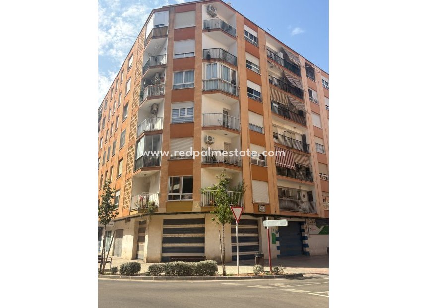 Reventa - Apartamento -
Denia