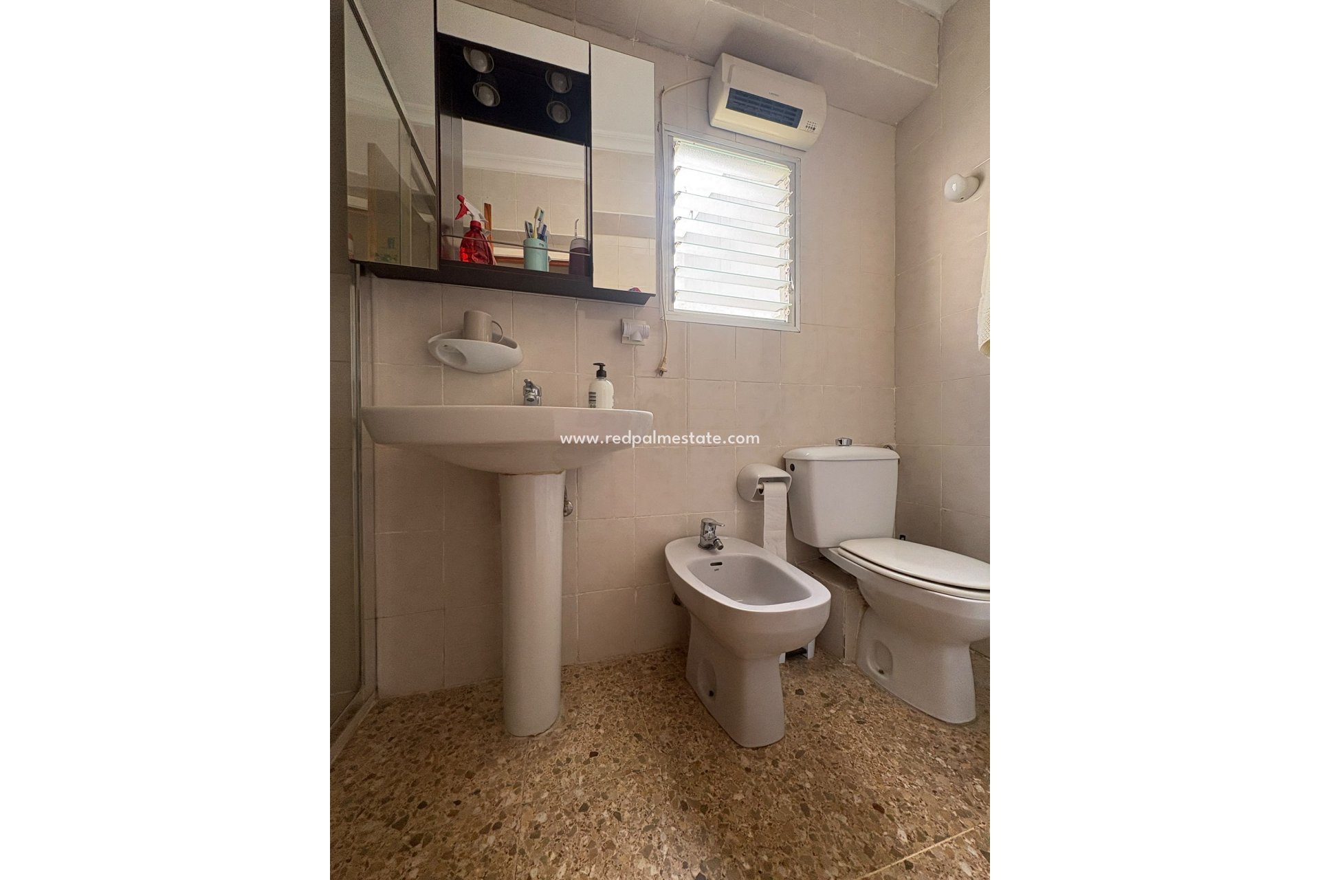 Reventa - Apartamento -
Denia
