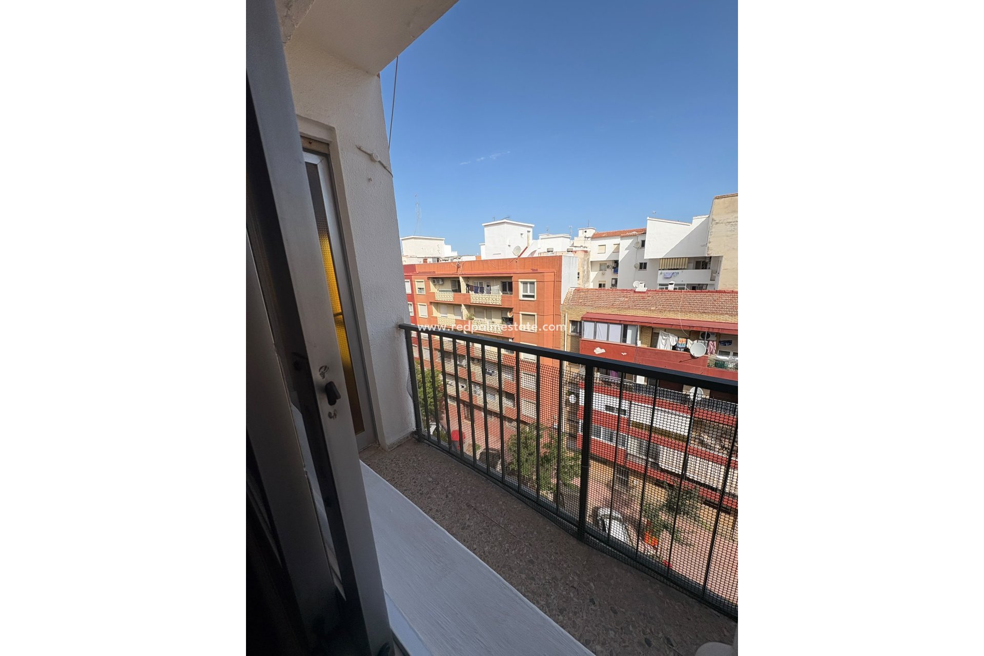 Reventa - Apartamento -
Denia