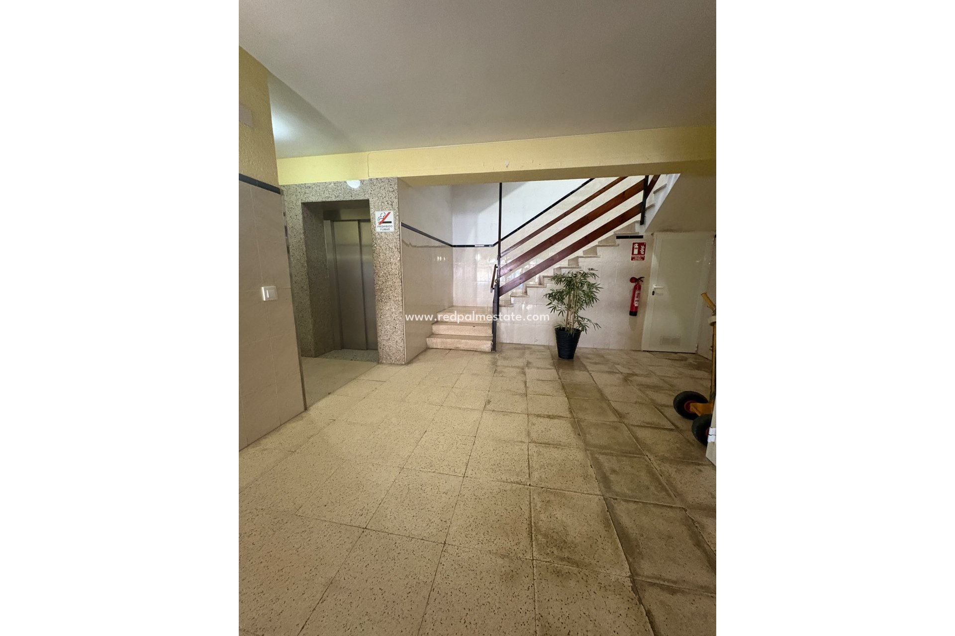 Reventa - Apartamento -
Denia