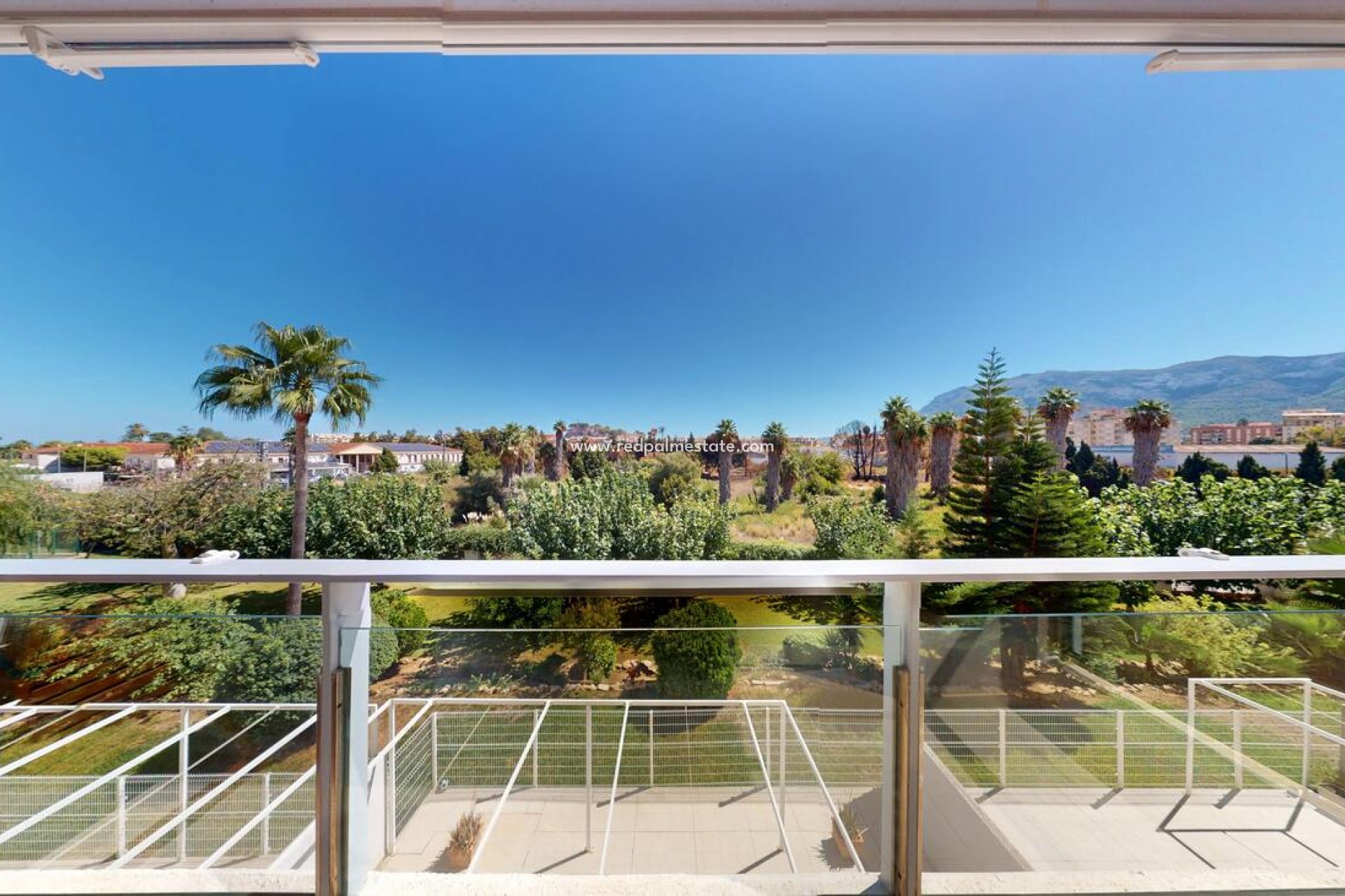 Reventa - Apartamento -
Denia