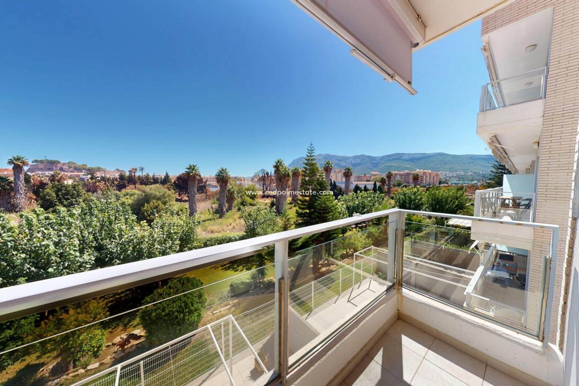 Reventa - Apartamento -
Denia