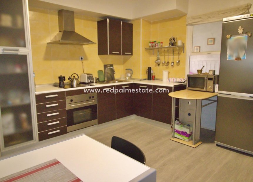 Reventa - Apartamento -
Elche - Plaza Crevillente-juzgados