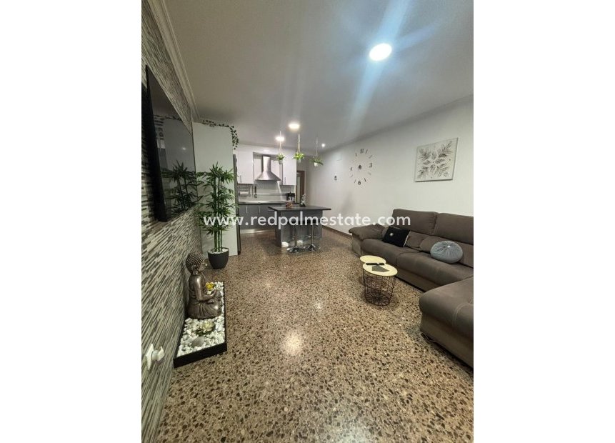 Reventa - Apartamento -
Elche - Plaza Crevillente-Juzgados