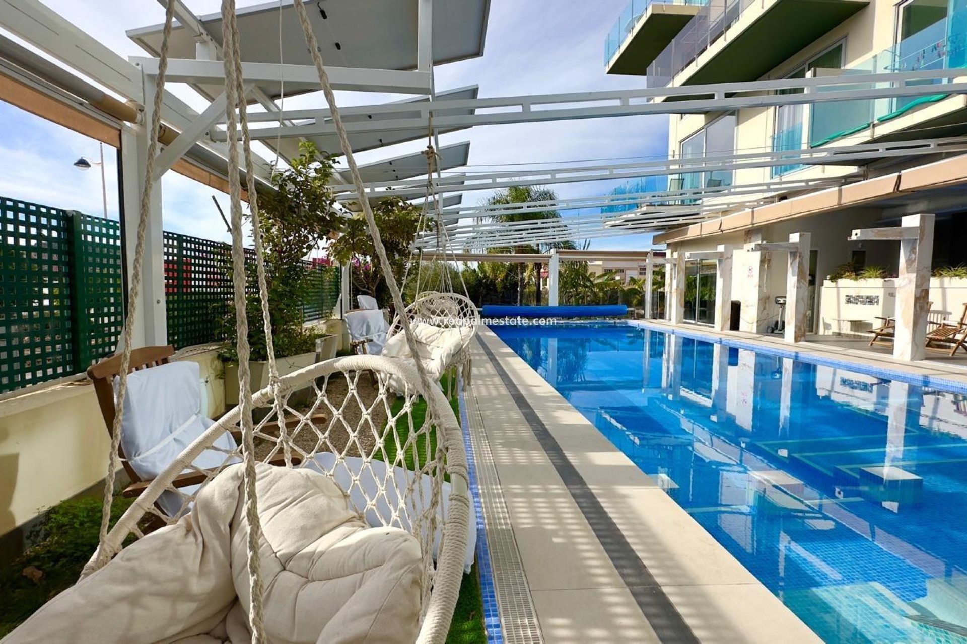 Reventa - Apartamento -
Finestrat