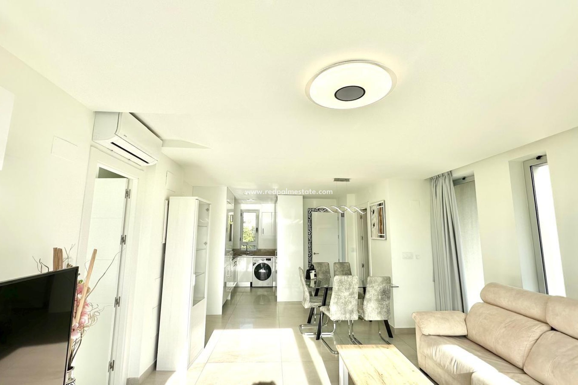 Reventa - Apartamento -
Finestrat