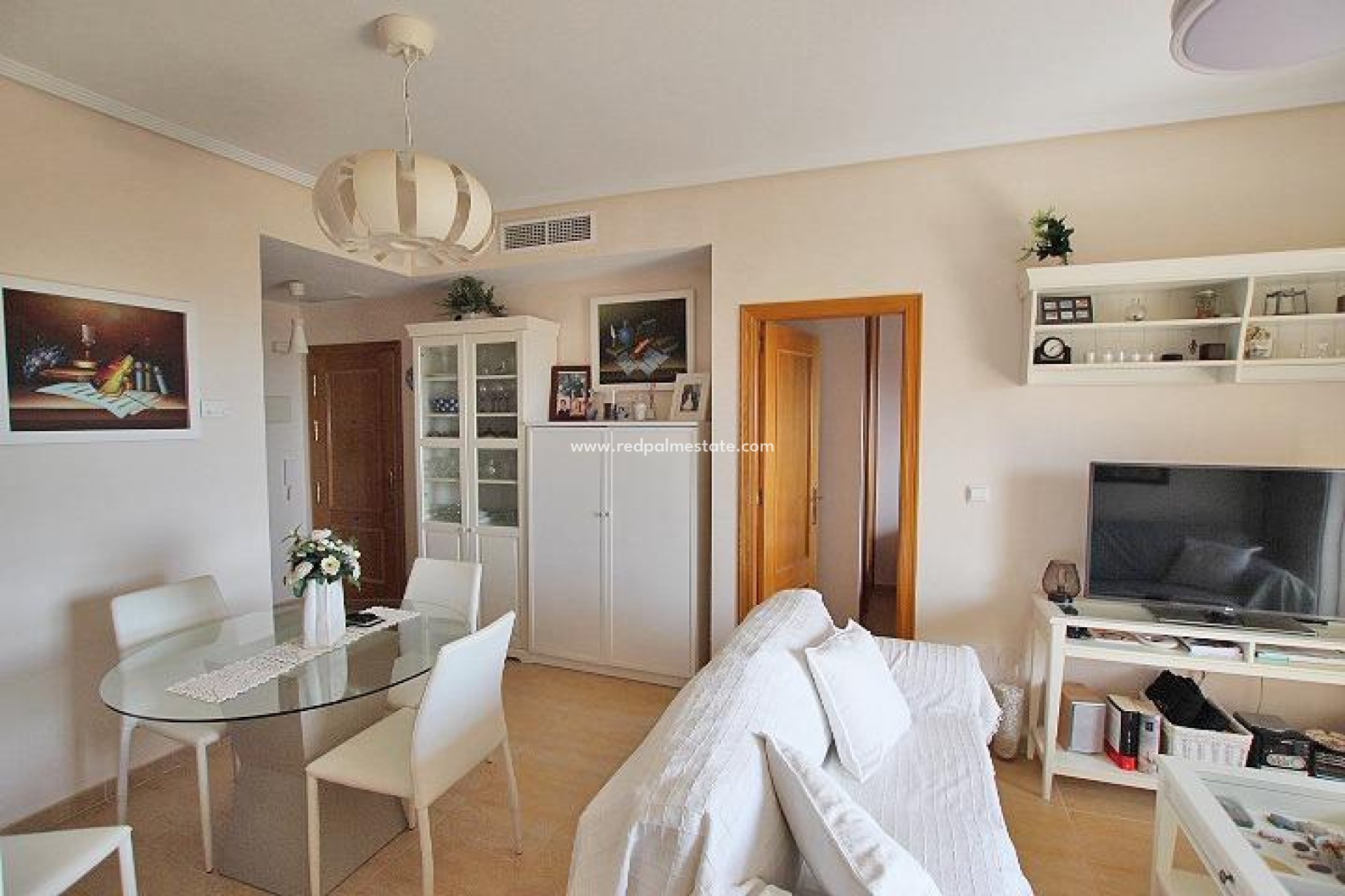 Reventa - Apartamento -
Guardamar del Segura - Avenida del Puerto