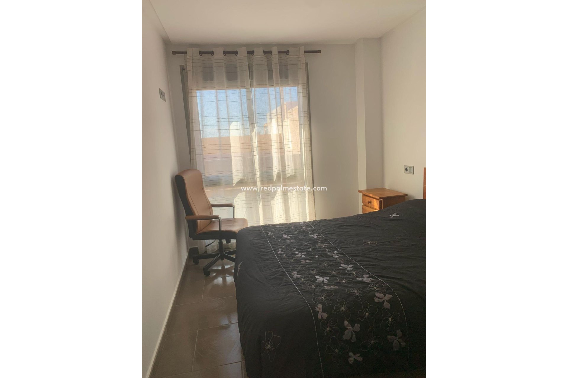 Reventa - Apartamento -
Guardamar del Segura - Pueblo