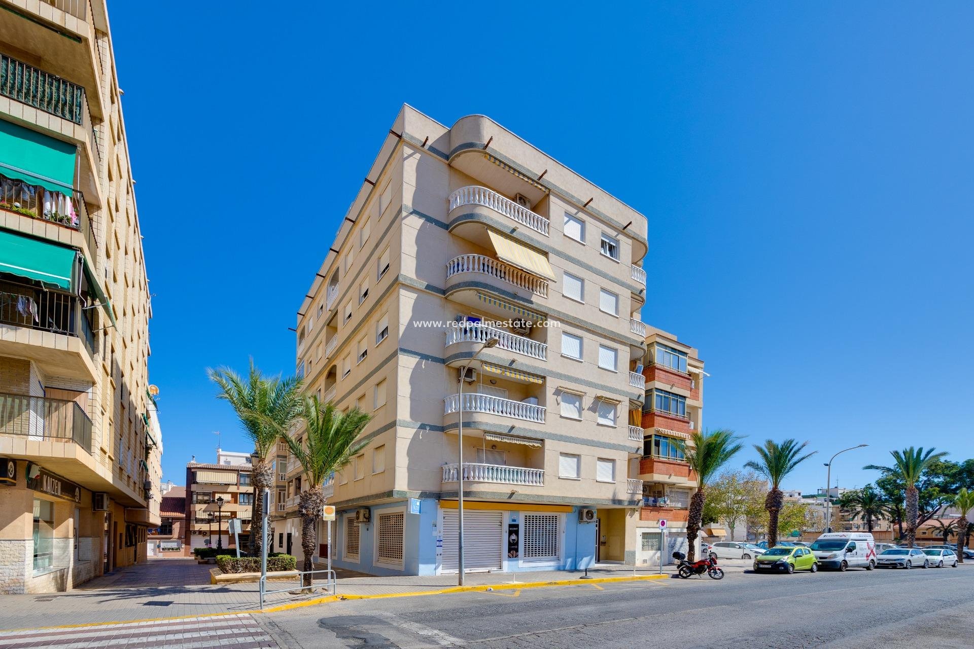 Reventa - Apartamento -
Guardamar del Segura - Pueblo