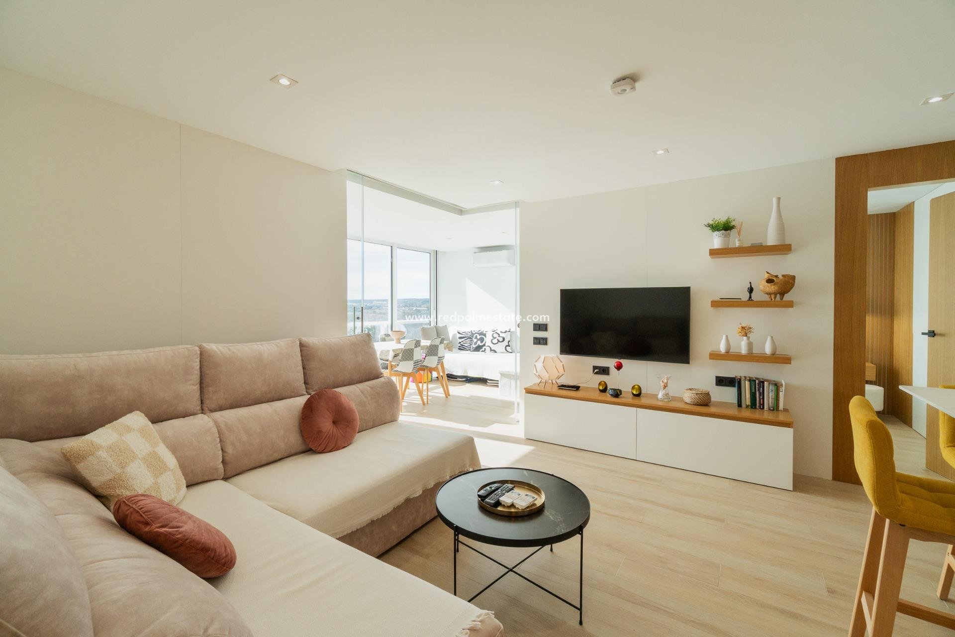 Reventa - Apartamento -
Guardamar del Segura - Puerto Deportivo