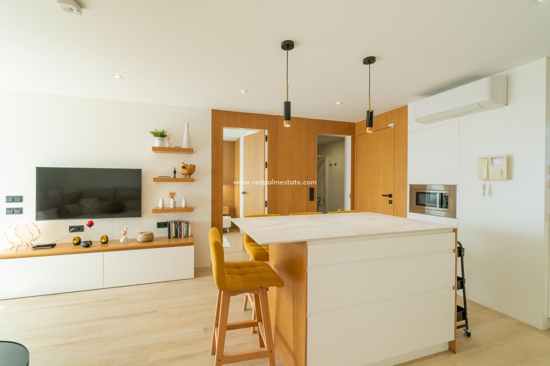 Reventa - Apartamento -
Guardamar del Segura - Puerto Deportivo