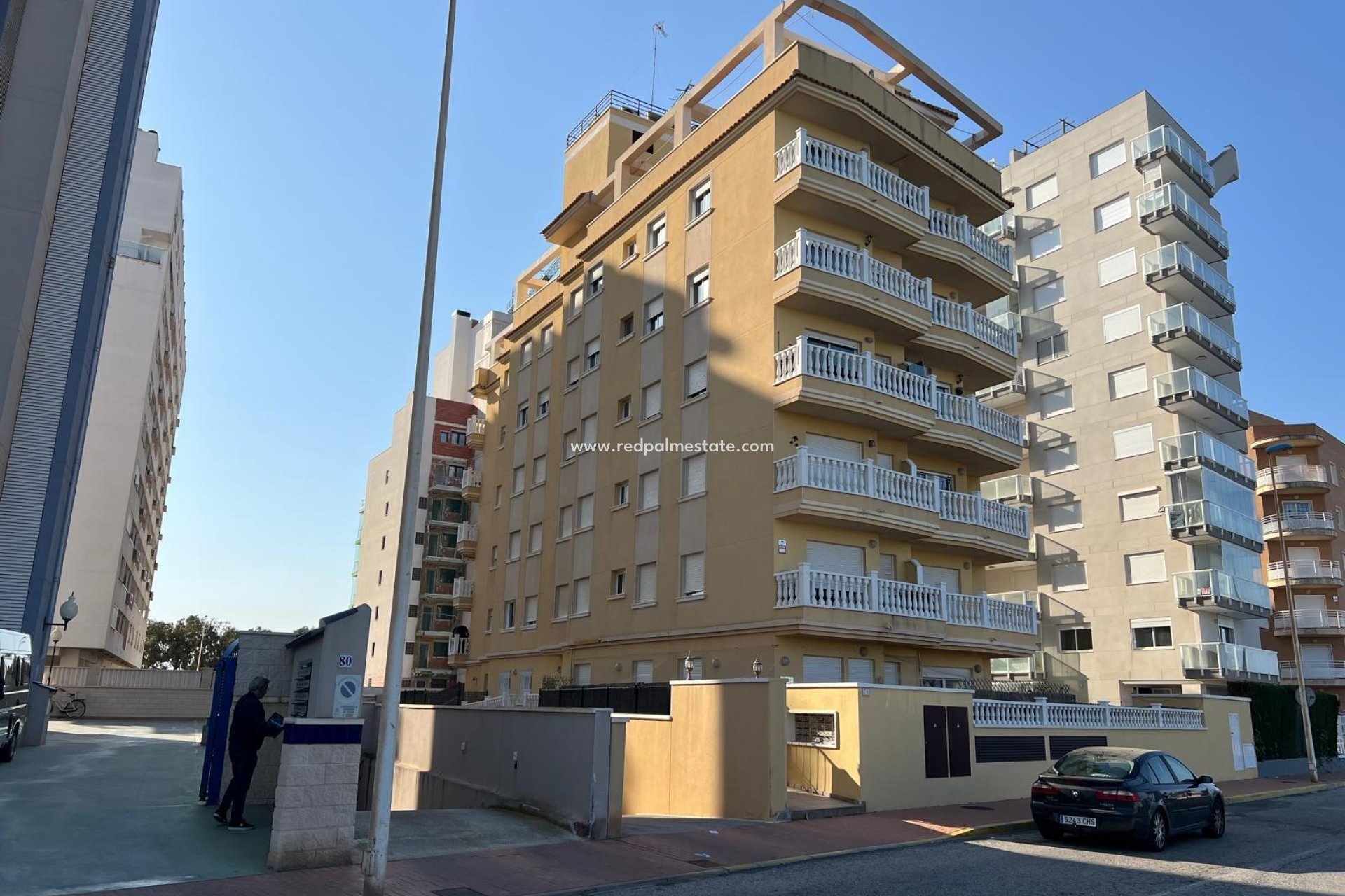 Reventa - Apartamento -
Guardamar del Segura - Puerto Deportivo
