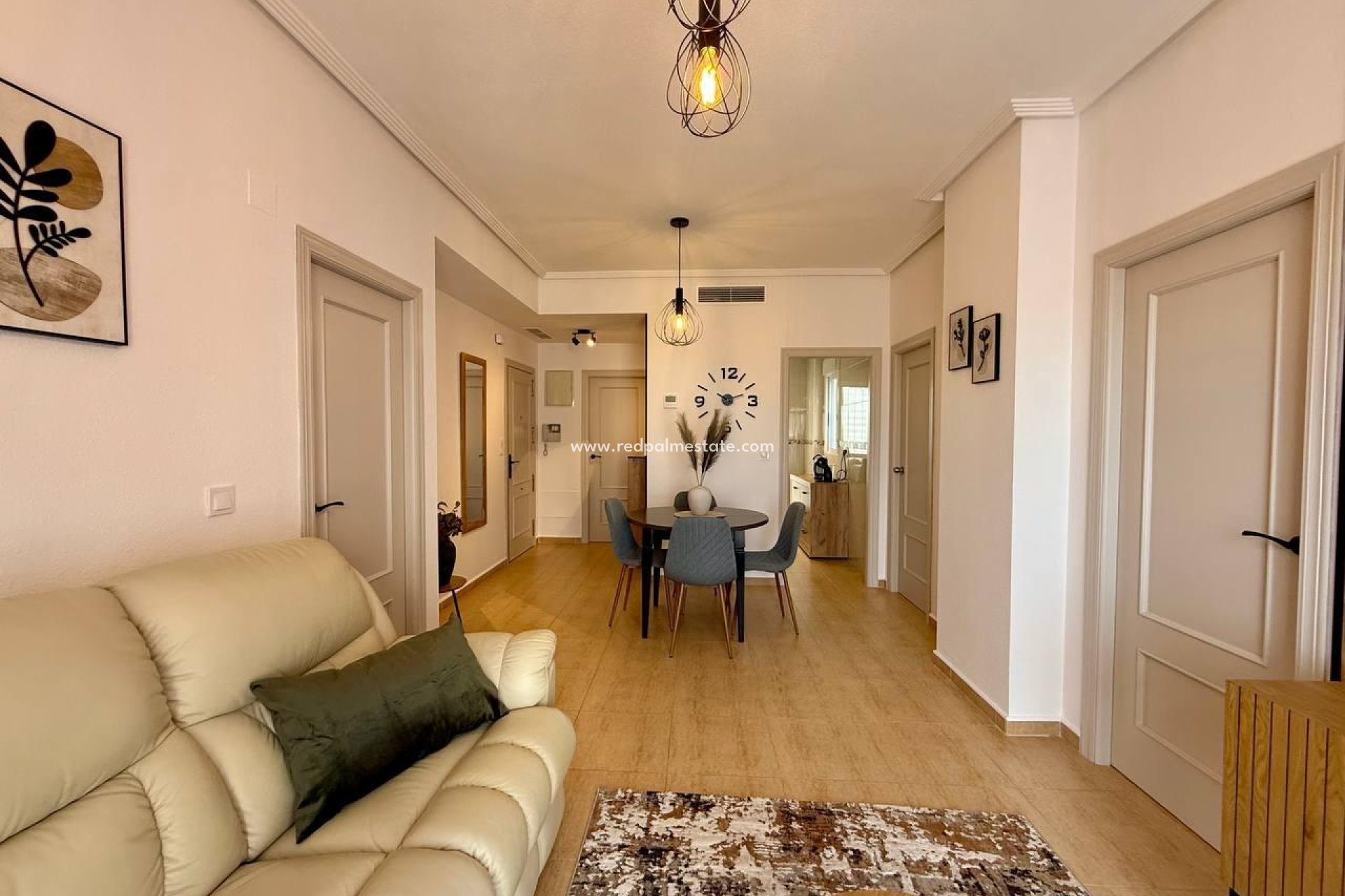 Reventa - Apartamento -
Guardamar del Segura - Puerto
