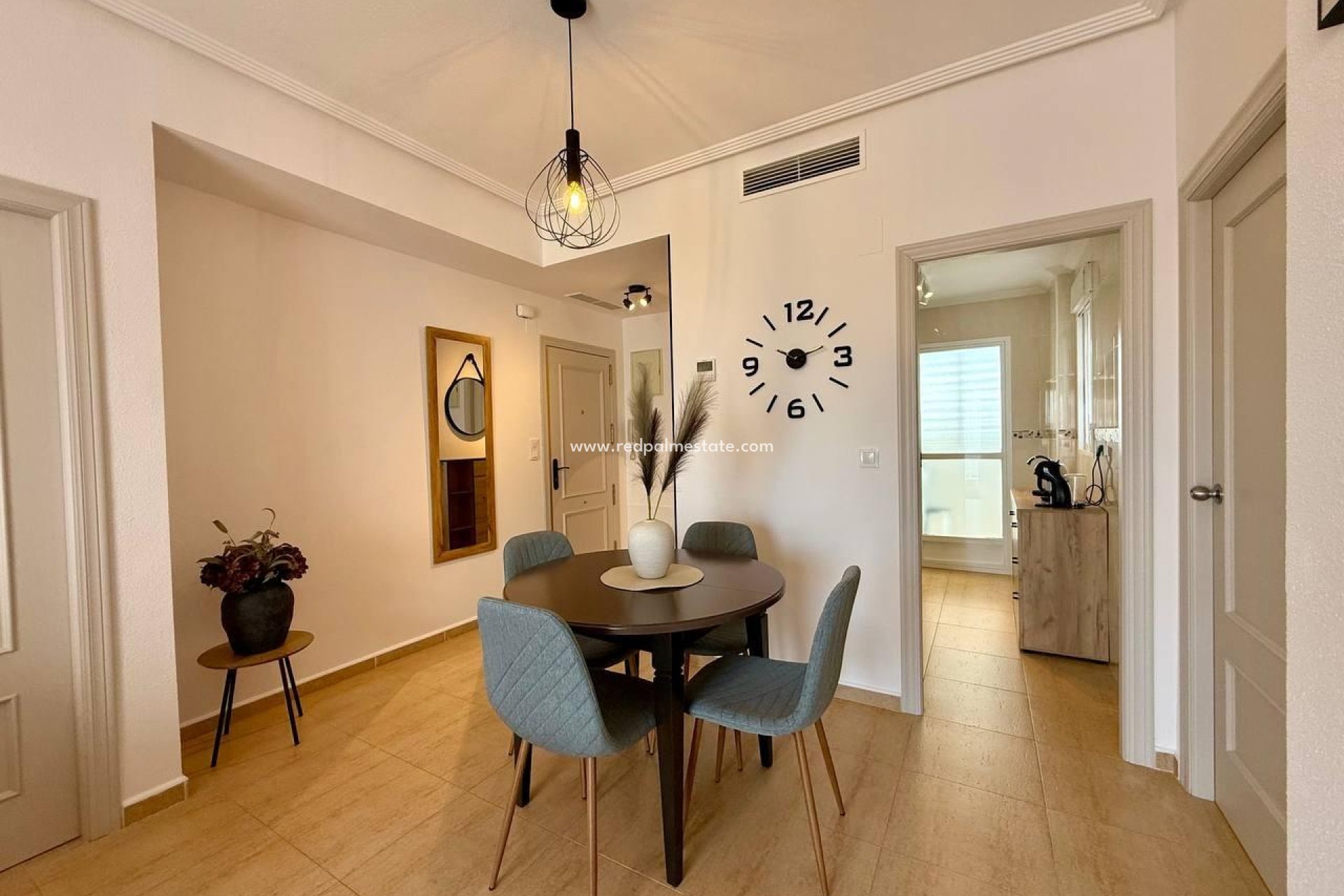 Reventa - Apartamento -
Guardamar del Segura - Puerto