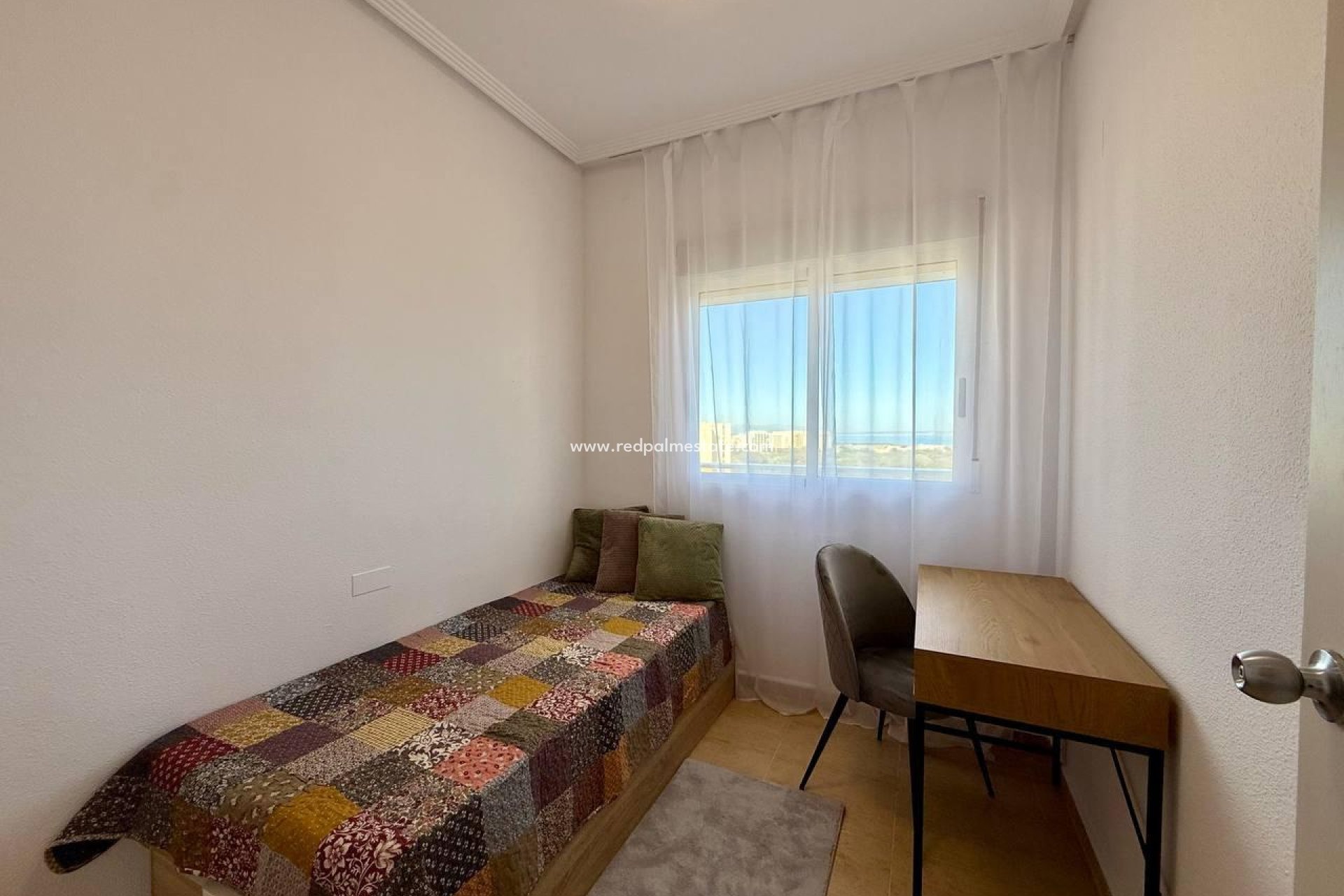 Reventa - Apartamento -
Guardamar del Segura - Puerto