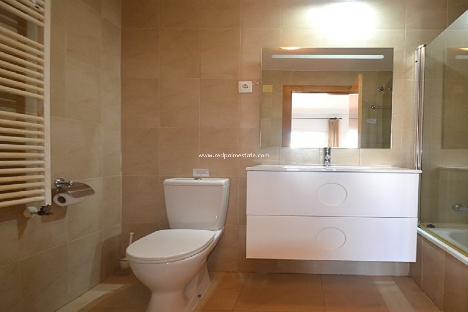 Reventa - Apartamento -
Hacienda Riquelme Golf Resort - Inland