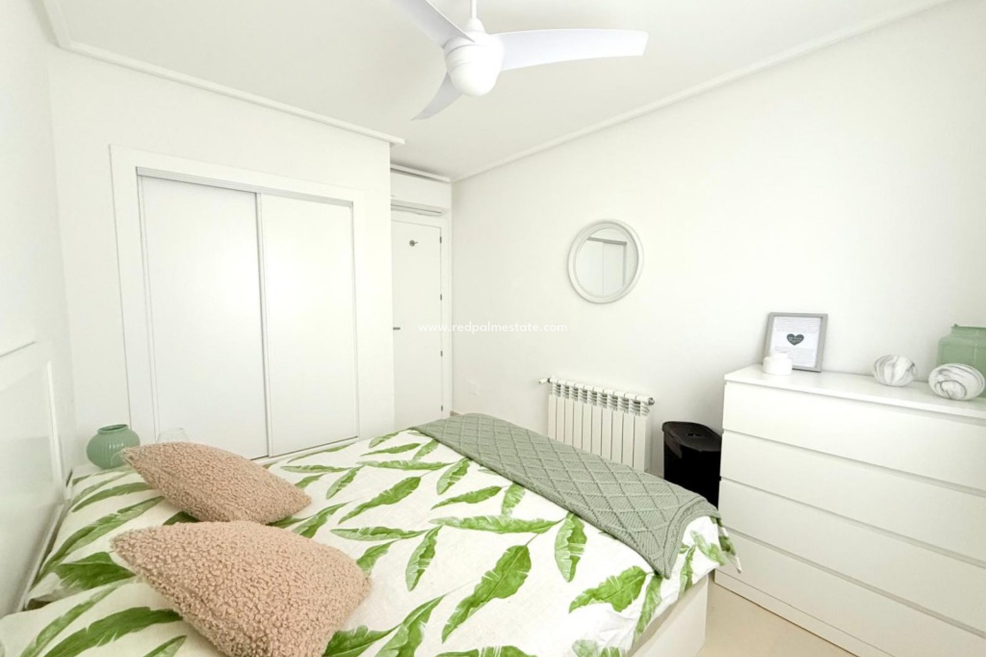 Reventa - Apartamento -
Hacienda Riquelme Golf Resort - Inland