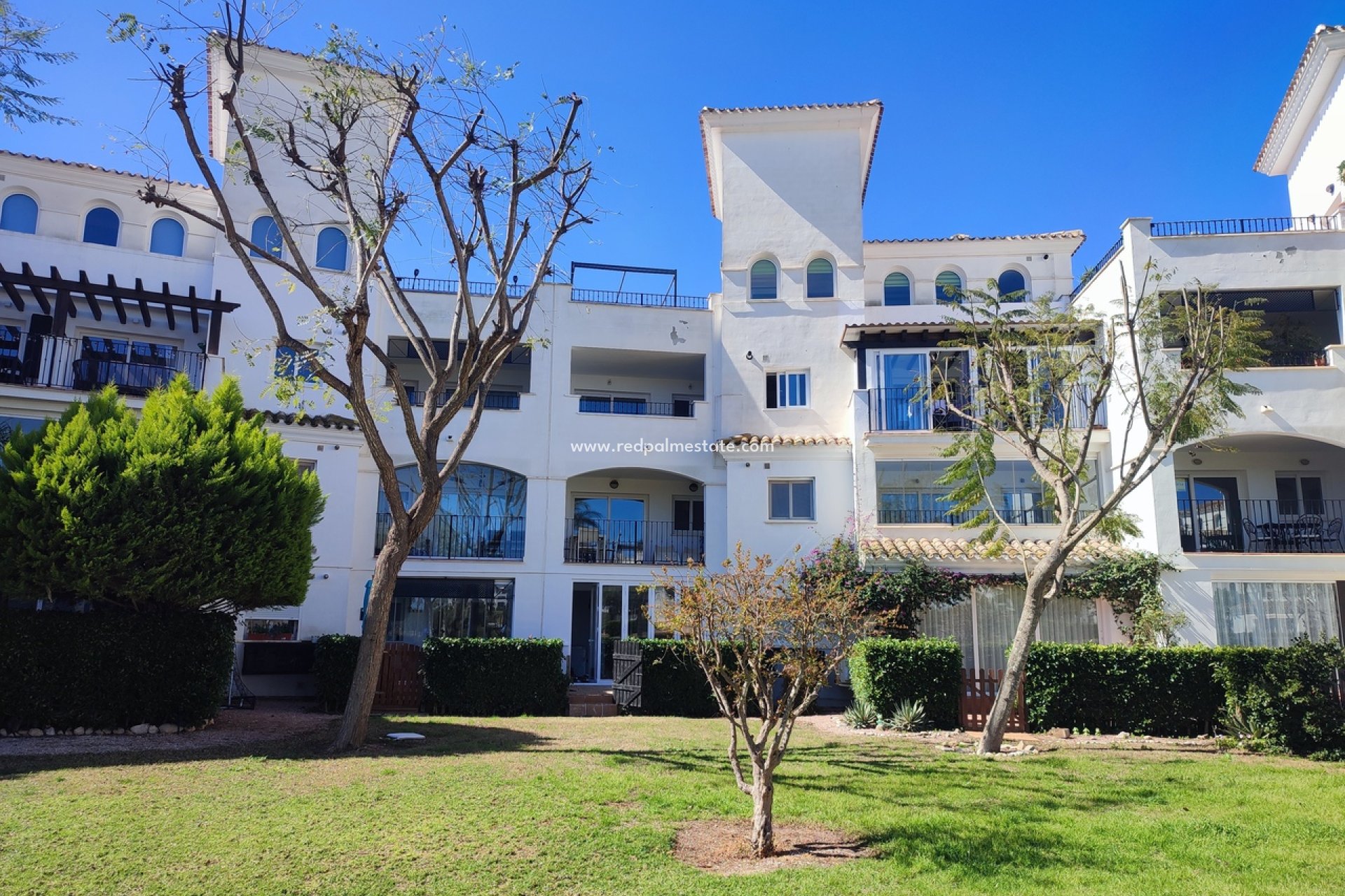 Reventa - Apartamento -
Hacienda Riquelme Golf Resort - Inland