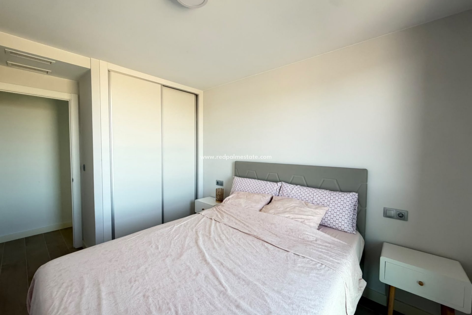 Reventa - Apartamento -
La Manga - Playa Honda