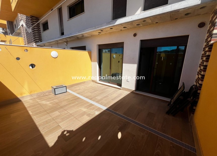 Reventa - Apartamento -
La Manga - Playa Honda