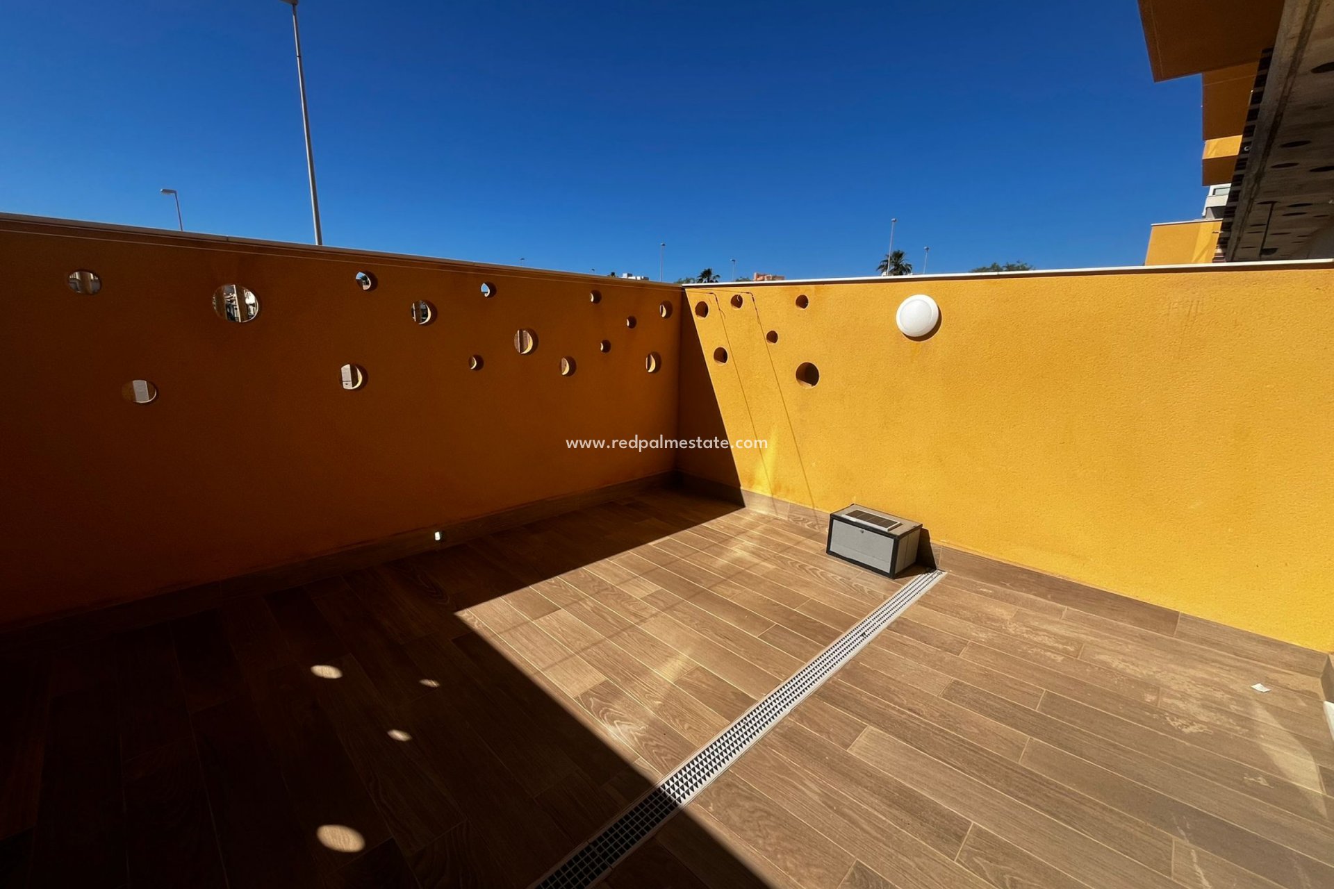 Reventa - Apartamento -
La Manga - Playa Honda