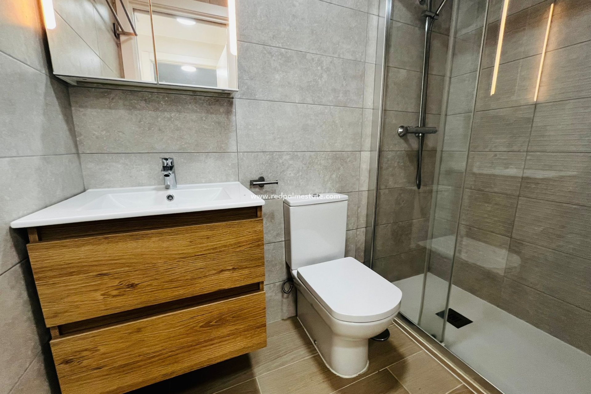 Reventa - Apartamento -
La Manga - Playa Honda