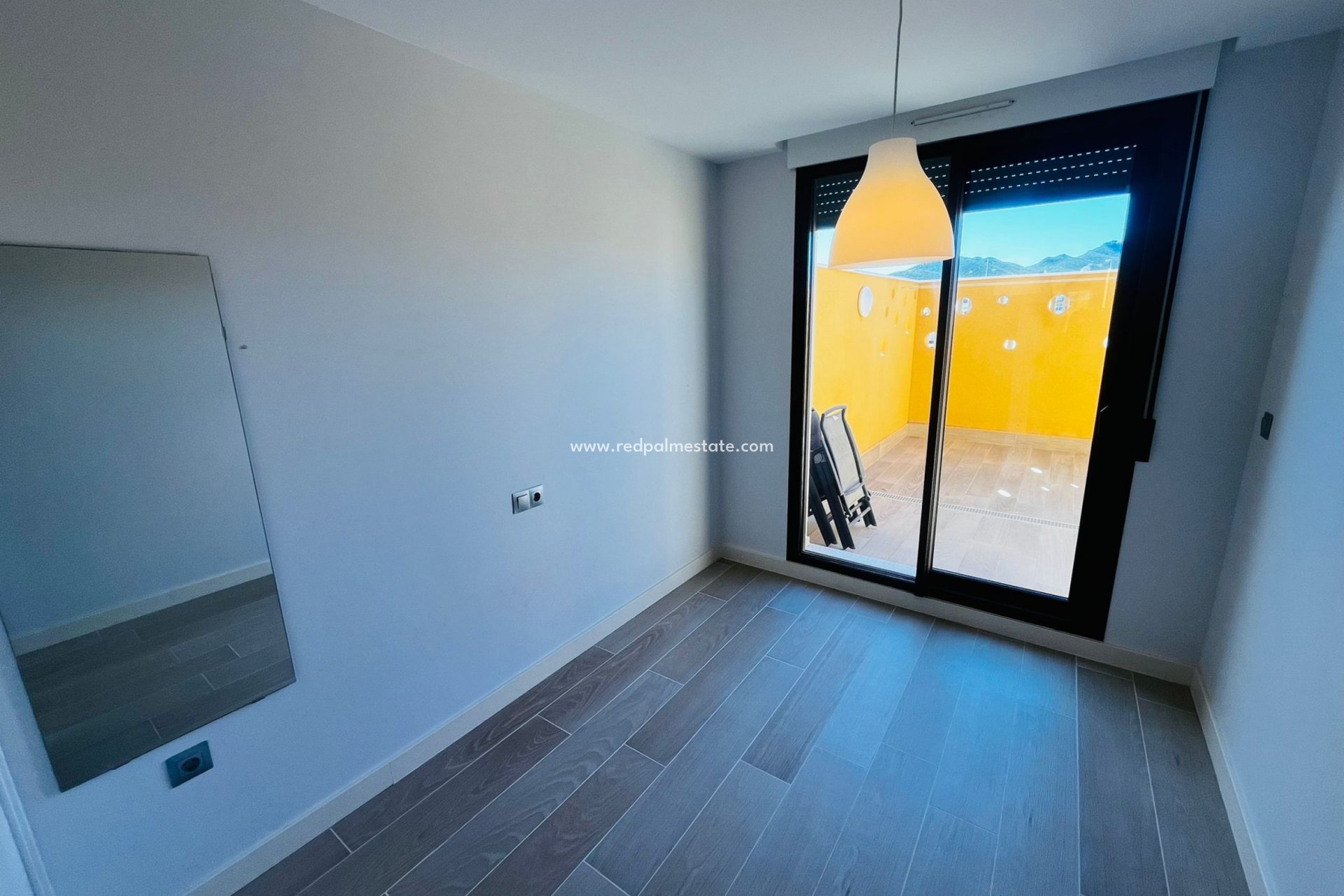 Reventa - Apartamento -
La Manga - Playa Honda