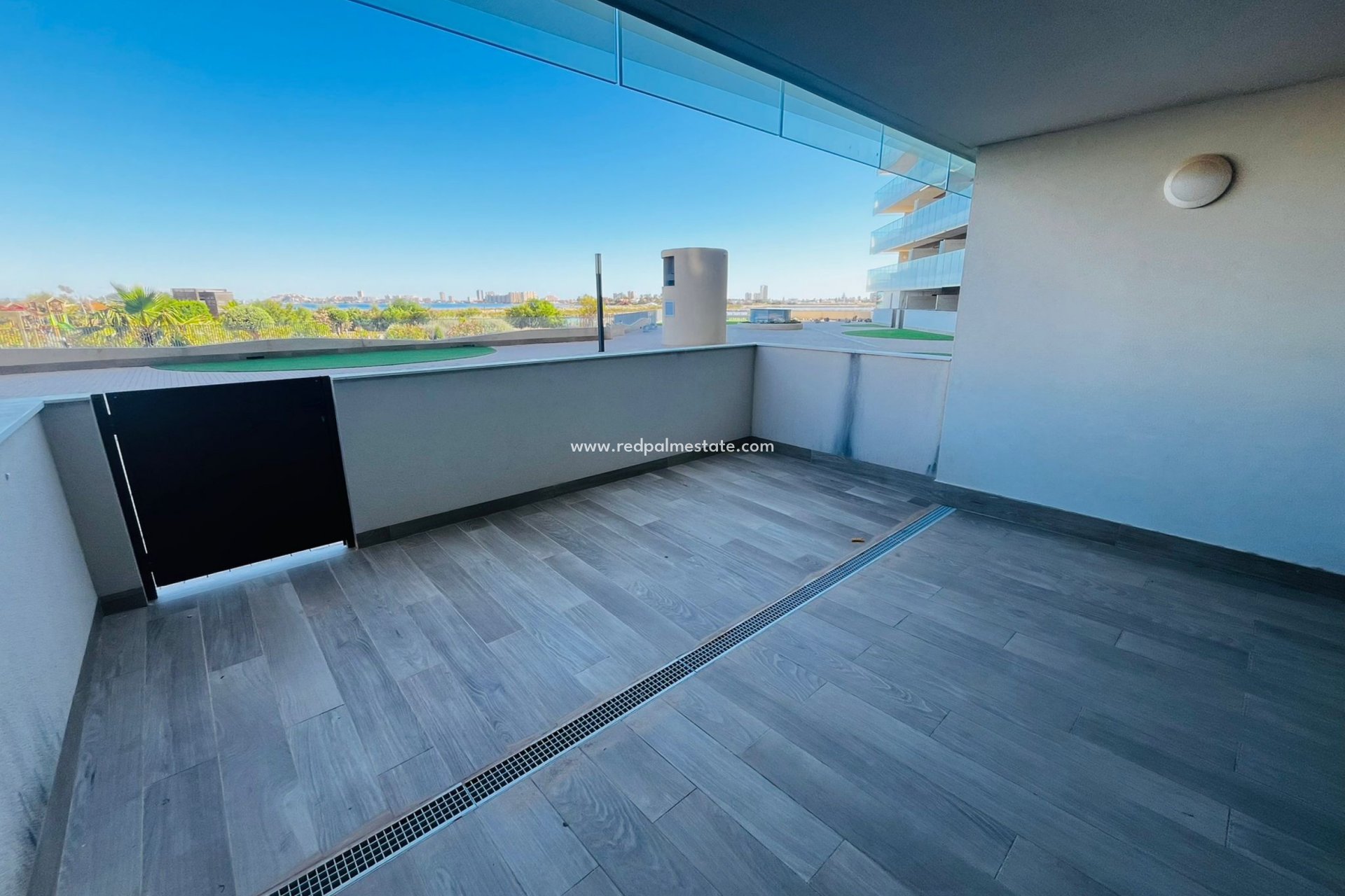 Reventa - Apartamento -
La Manga - Playa Honda