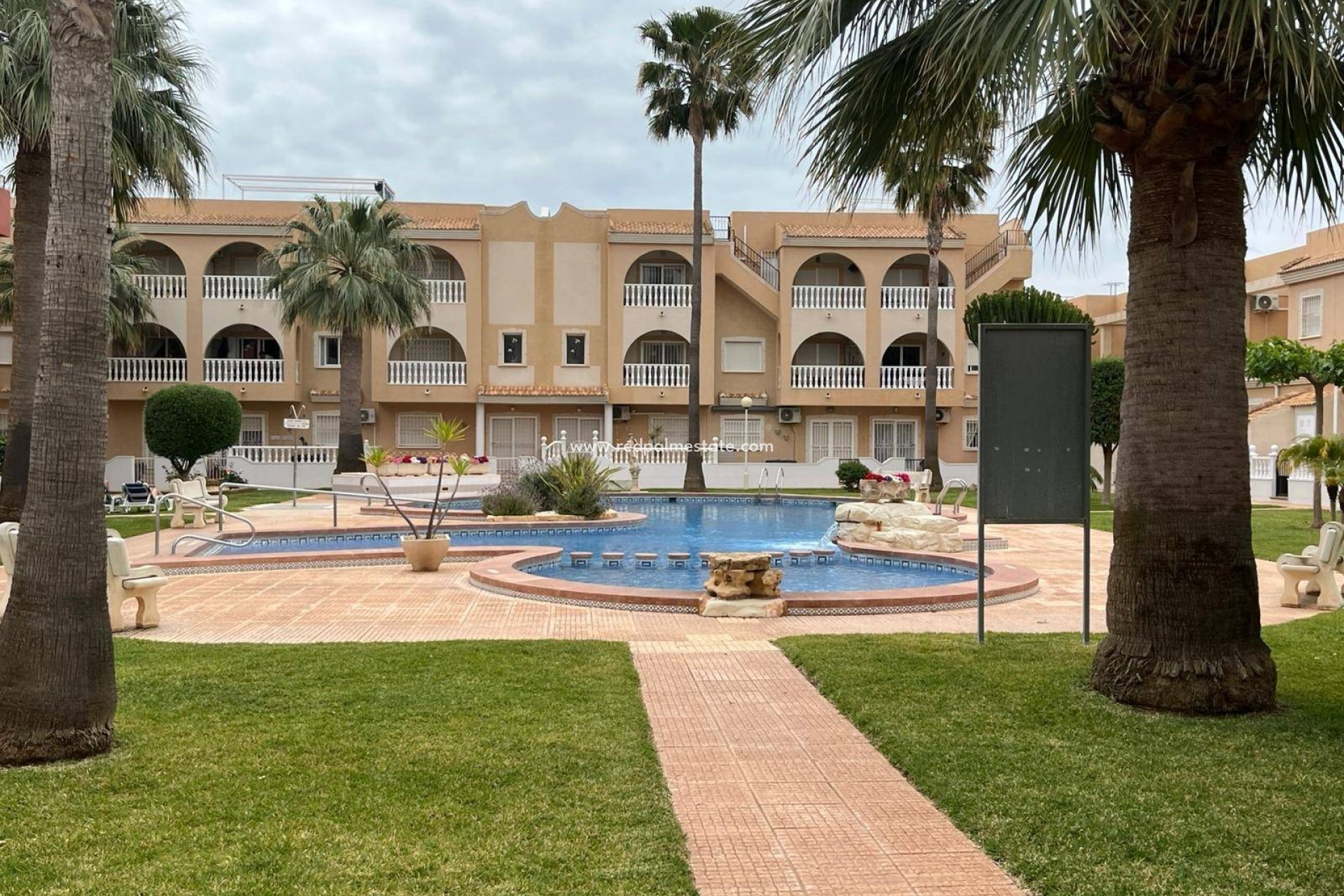 Reventa - Apartamento -
Los Alczares - Los Alcazares
