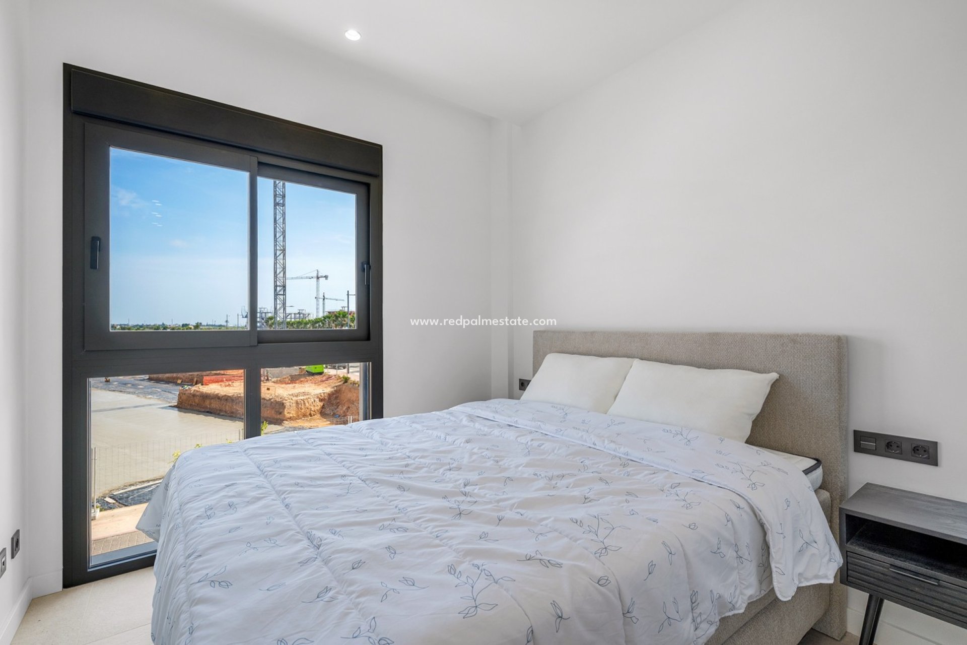 Reventa - Apartamento -
Los Alczares - Santa Rosalia