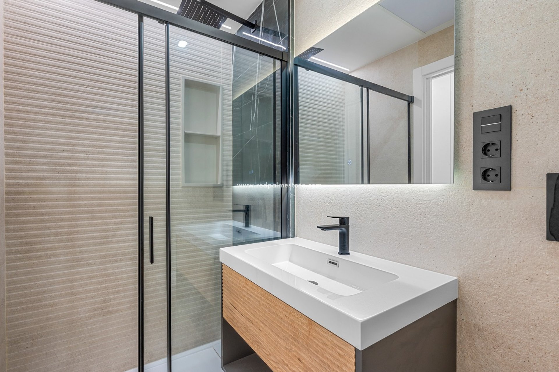 Reventa - Apartamento -
Los Alczares - Santa Rosalia