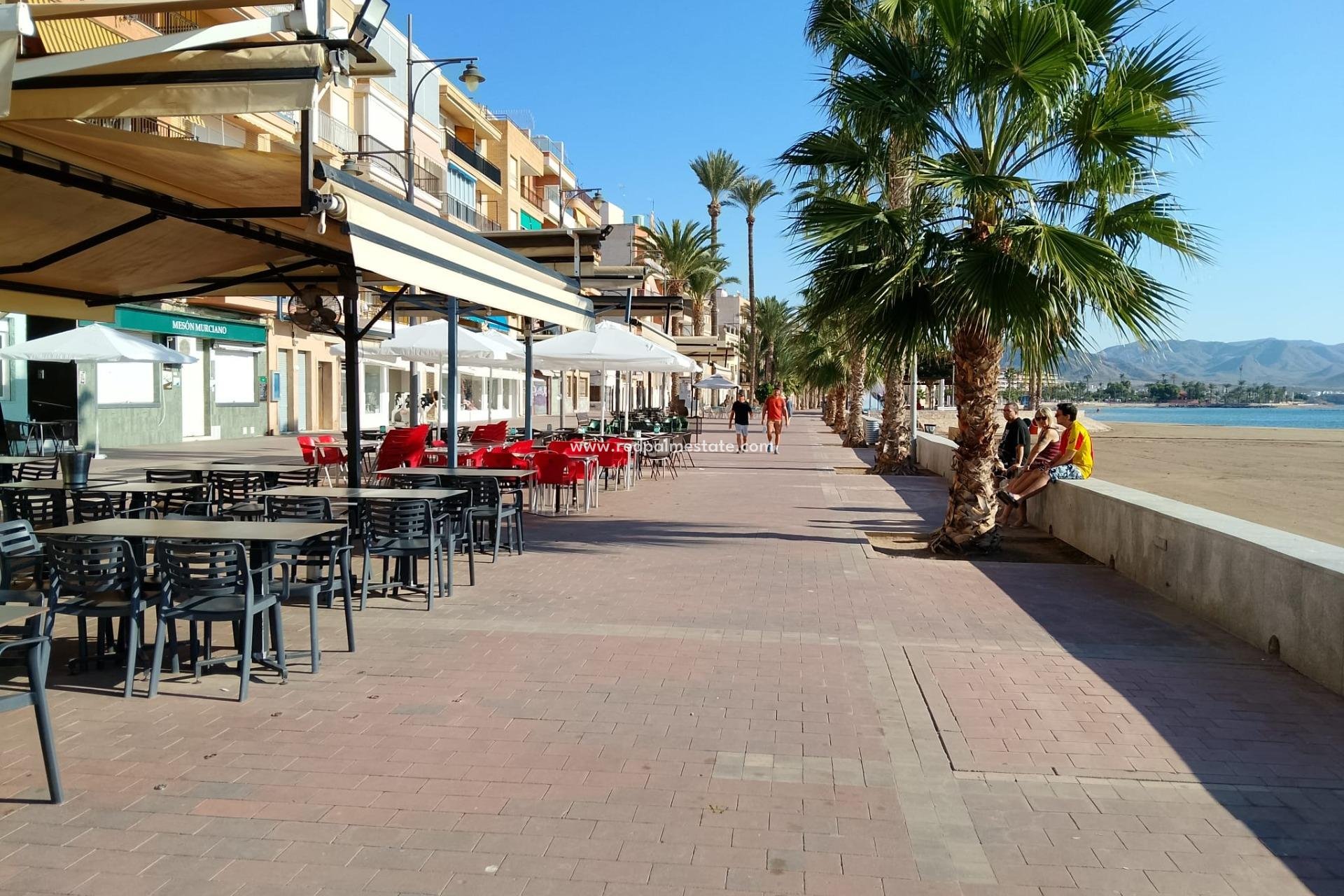 Reventa - Apartamento -
Mazarron - Paseo